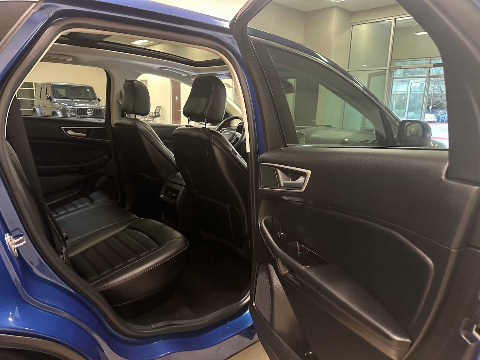 Thumbnail: 2020 Ford Edge - 28