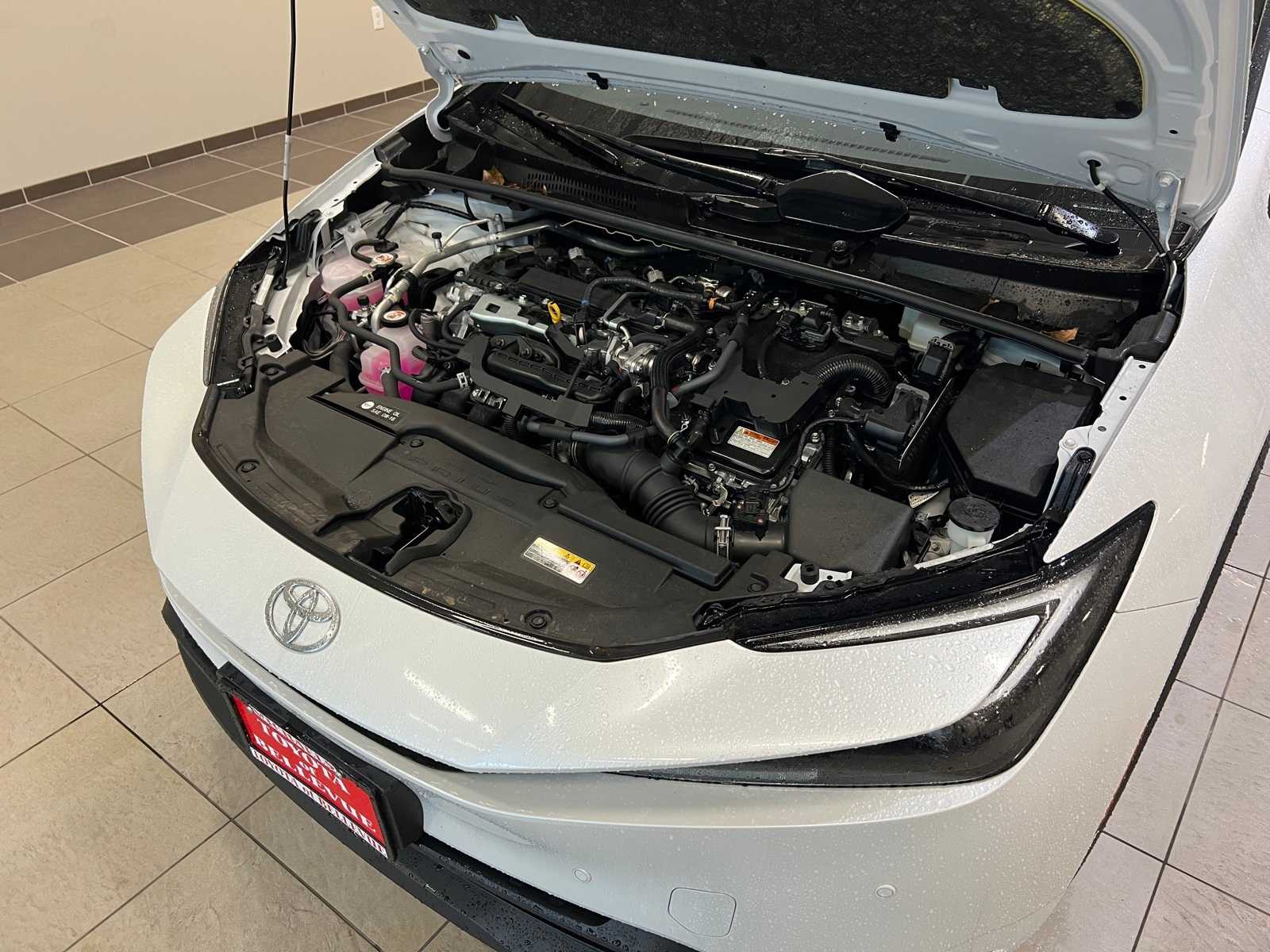 Thumbnail: 2024 Toyota Prius - 9