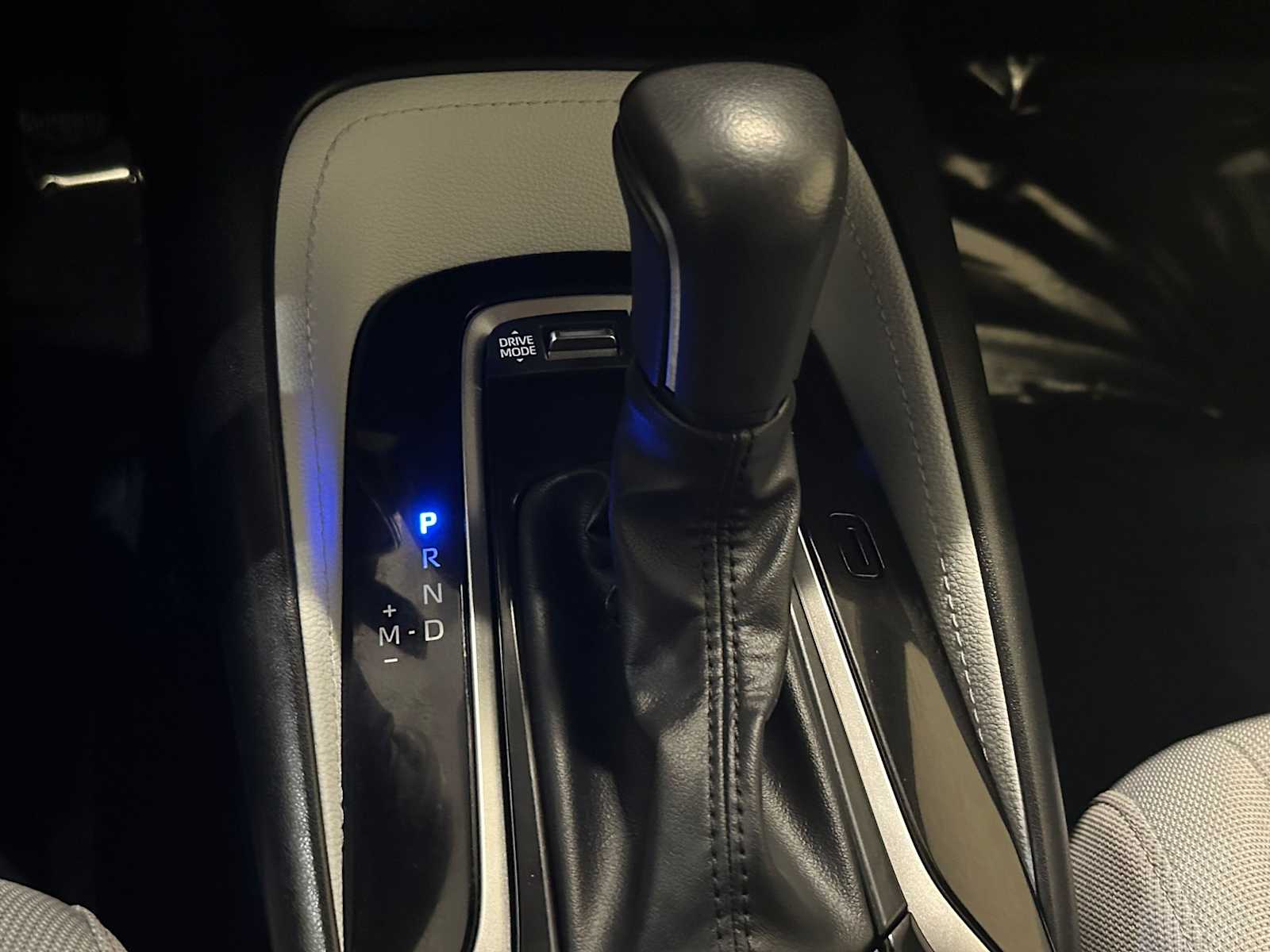 Thumbnail: 2023 Toyota Corolla - 16