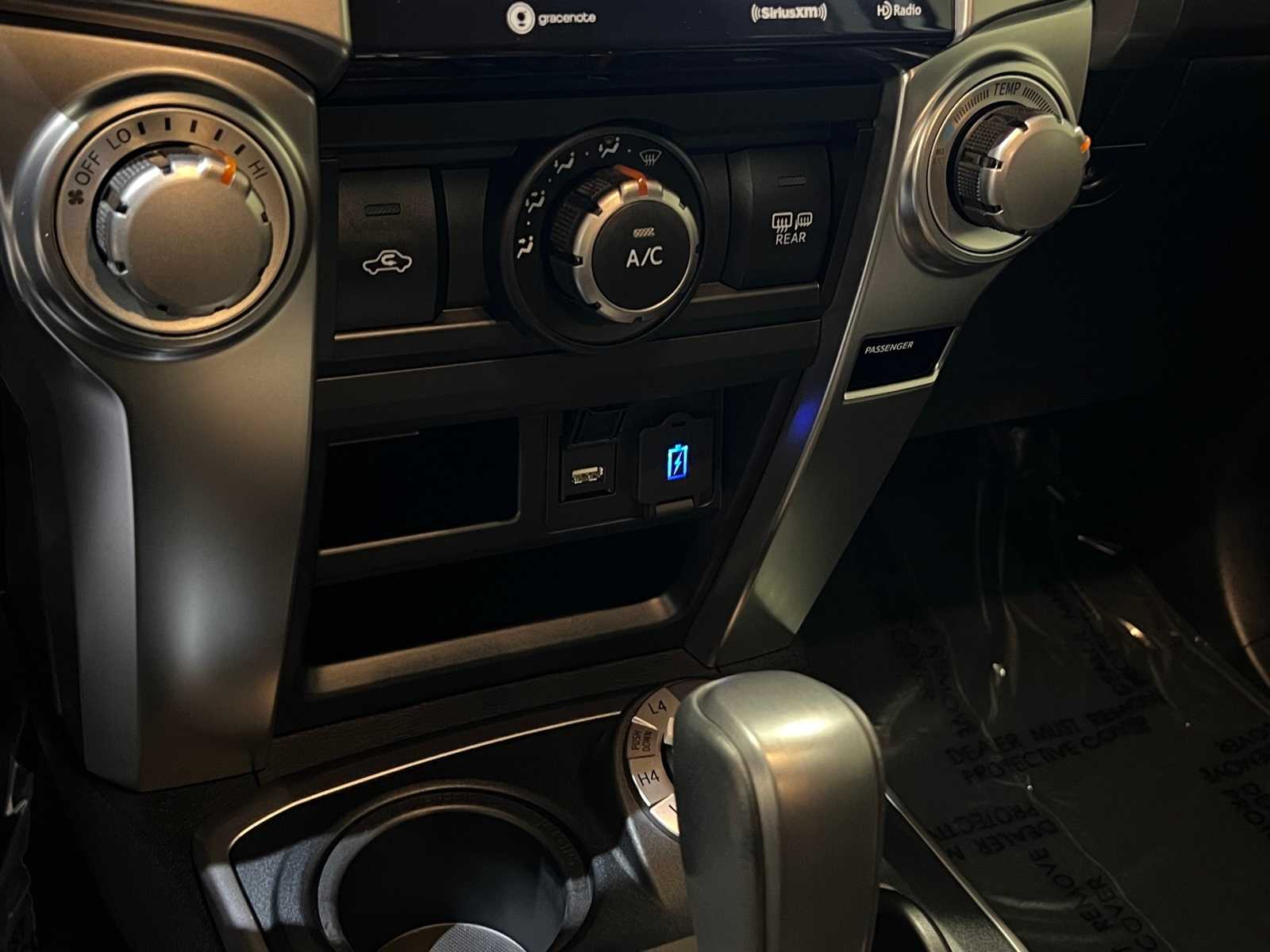 Thumbnail: 2024 Toyota 4Runner - 24