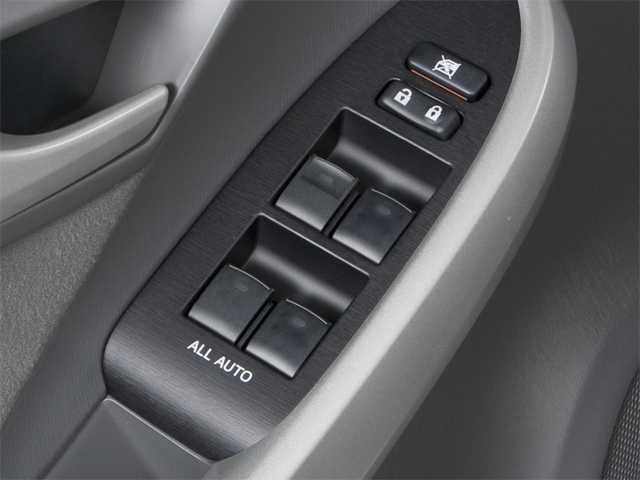 Thumbnail: 2011 Toyota Prius - 14