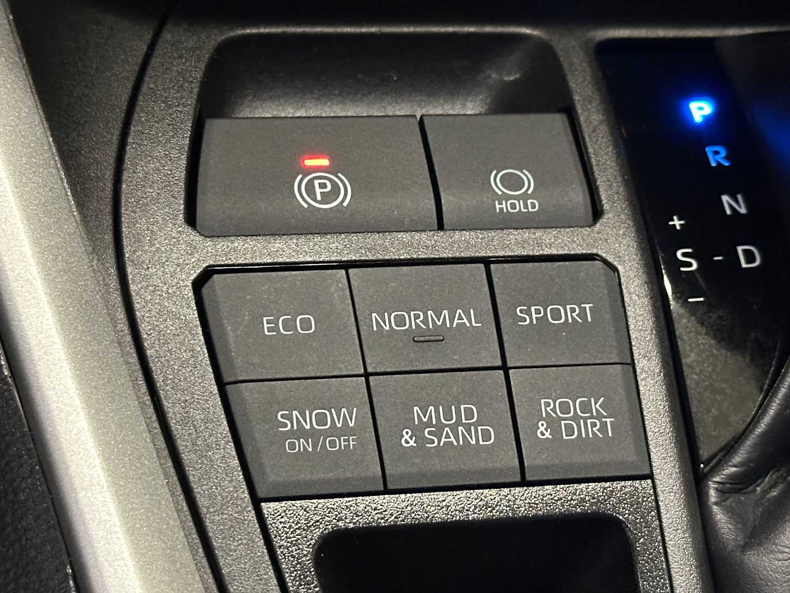 Thumbnail: 2024 Toyota RAV4 - 16