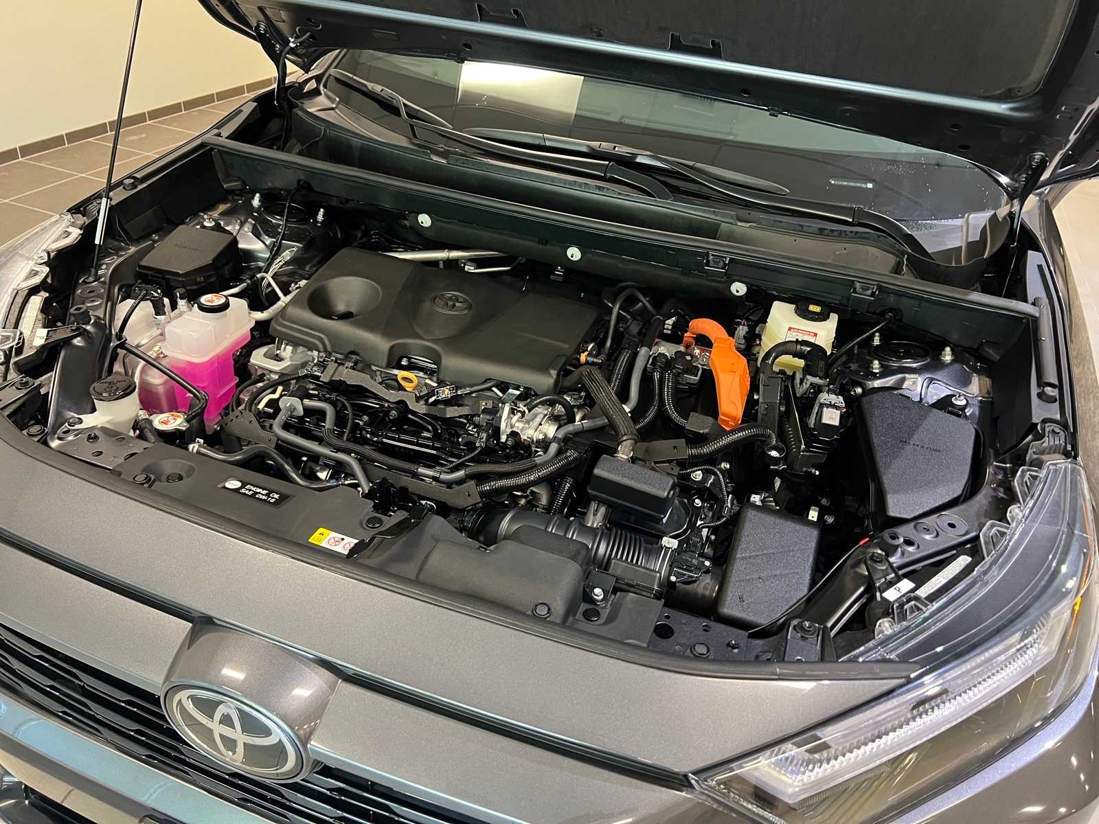 Thumbnail: 2025 Toyota RAV4 - 9