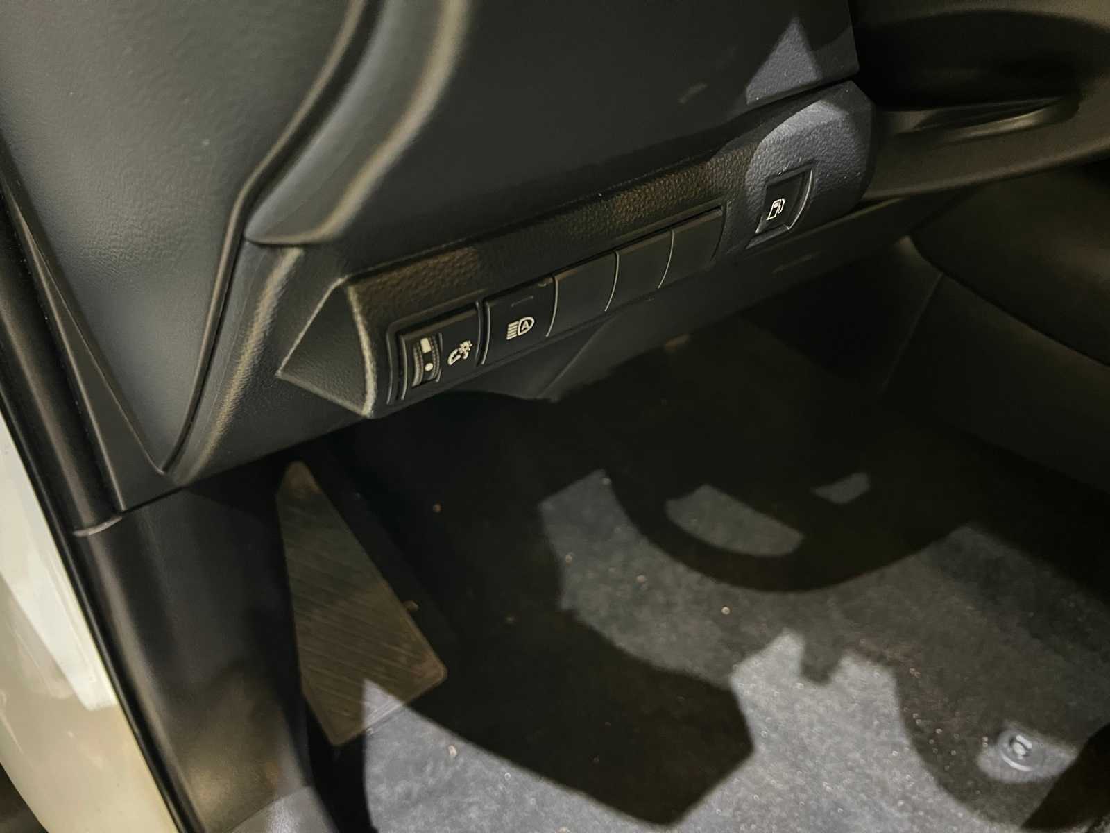 Thumbnail: 2022 Toyota Corolla - 16