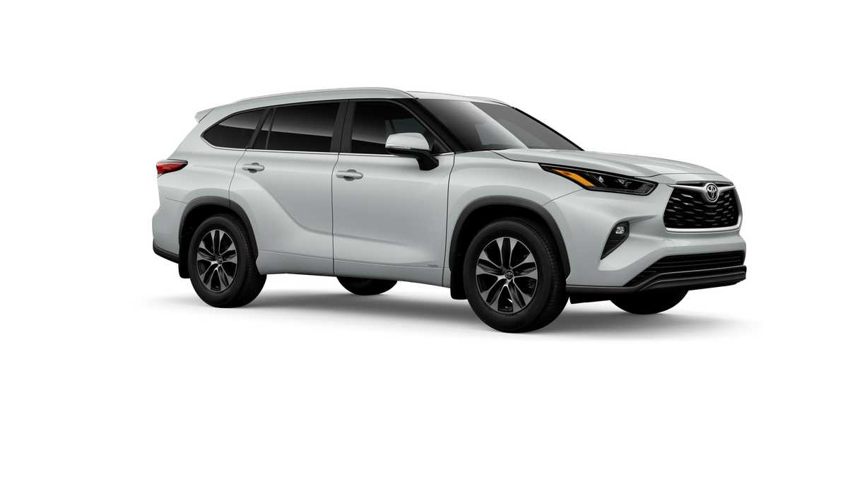 Thumbnail: 2026 Toyota Highlander - 14