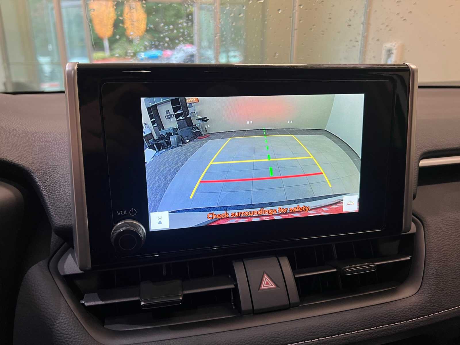 Thumbnail: 2025 Toyota RAV4 - 28