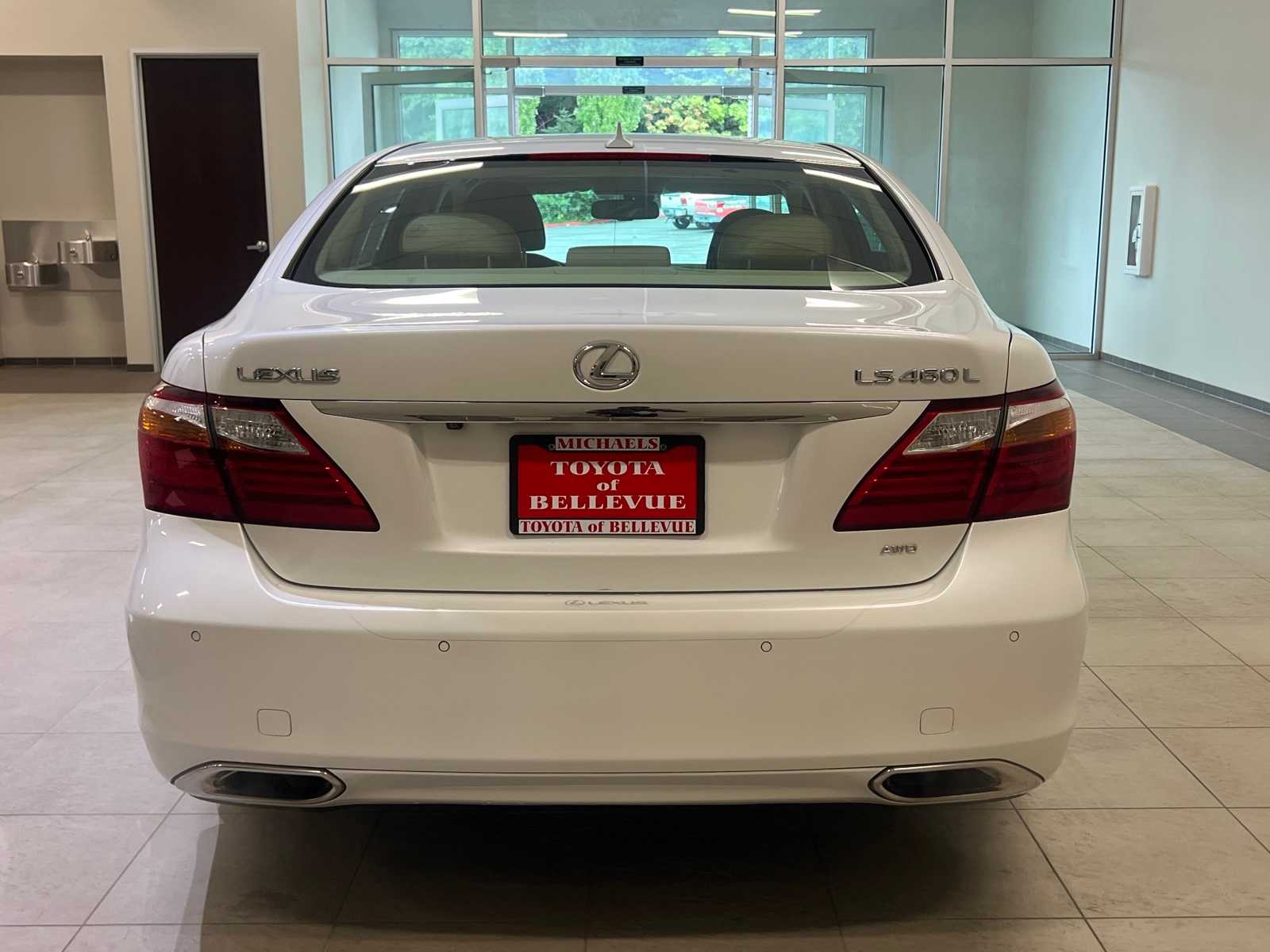 Thumbnail: 2010 Lexus LS - 5