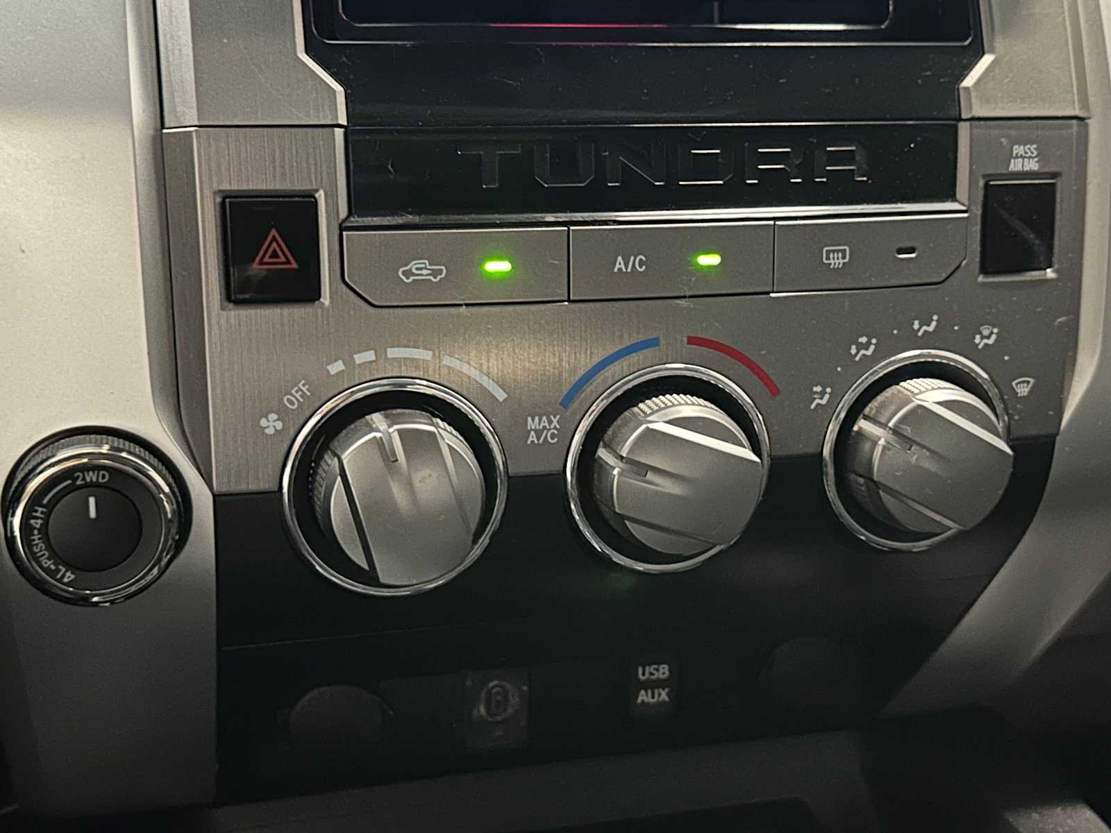 Thumbnail: 2019 Toyota Tundra - 15