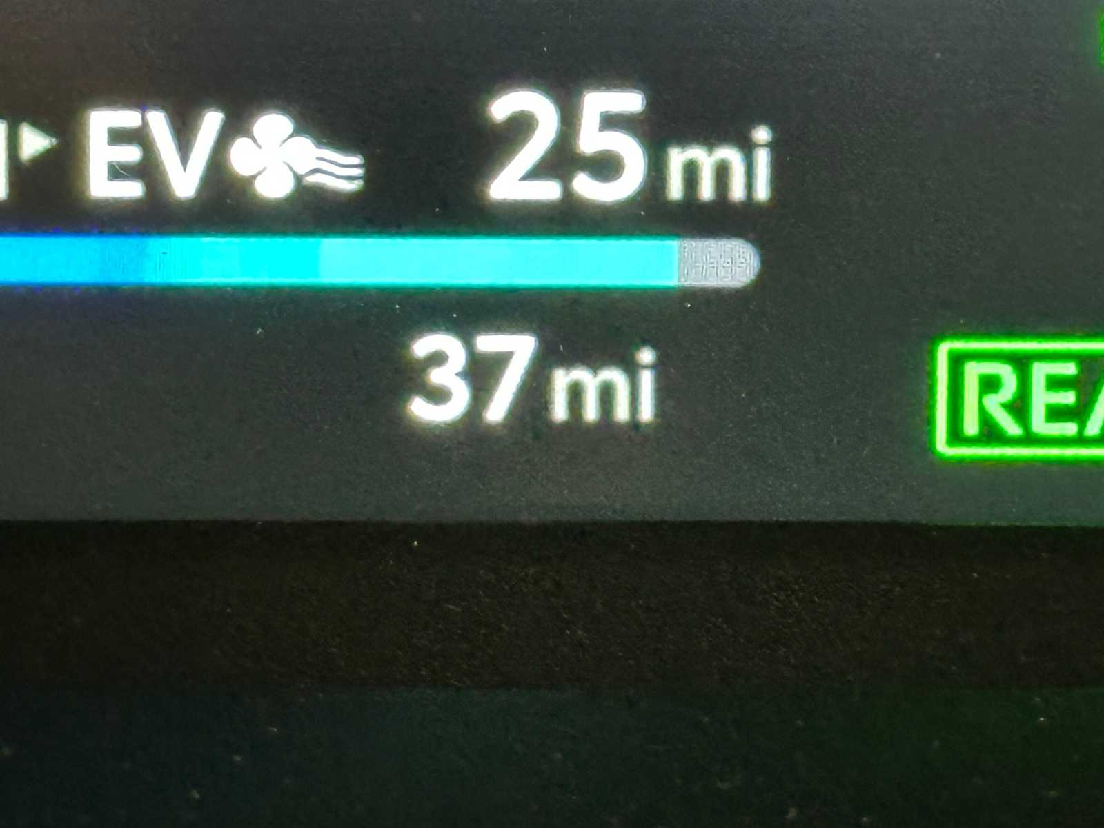 Thumbnail: 2025 Toyota RAV4 - 21