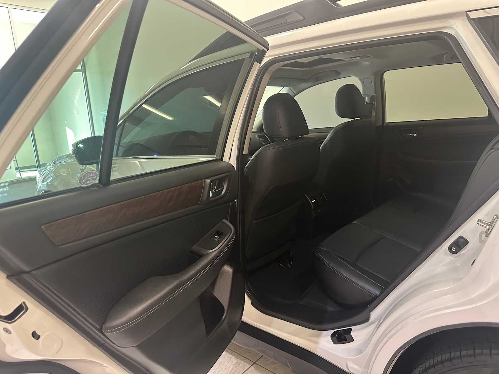 Thumbnail: 2017 Subaru Outback - 25