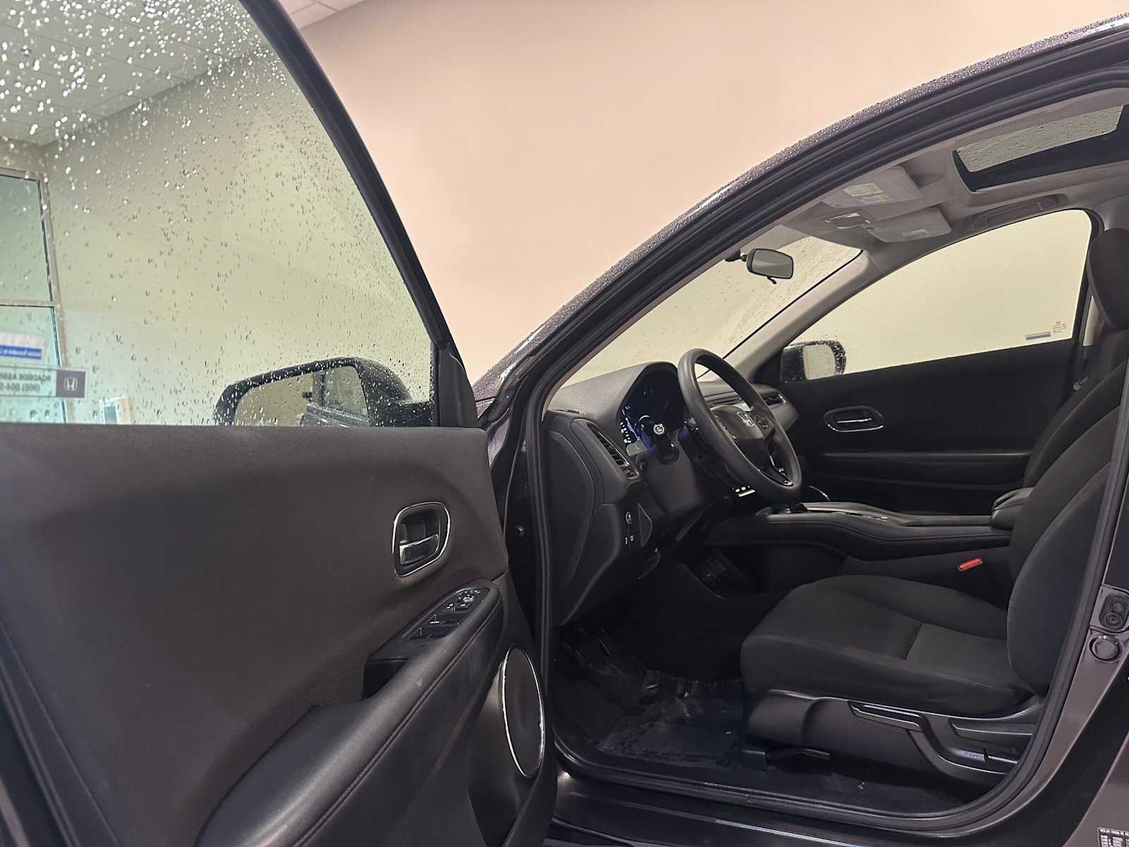 Thumbnail: 2018 Honda HR-V - 22