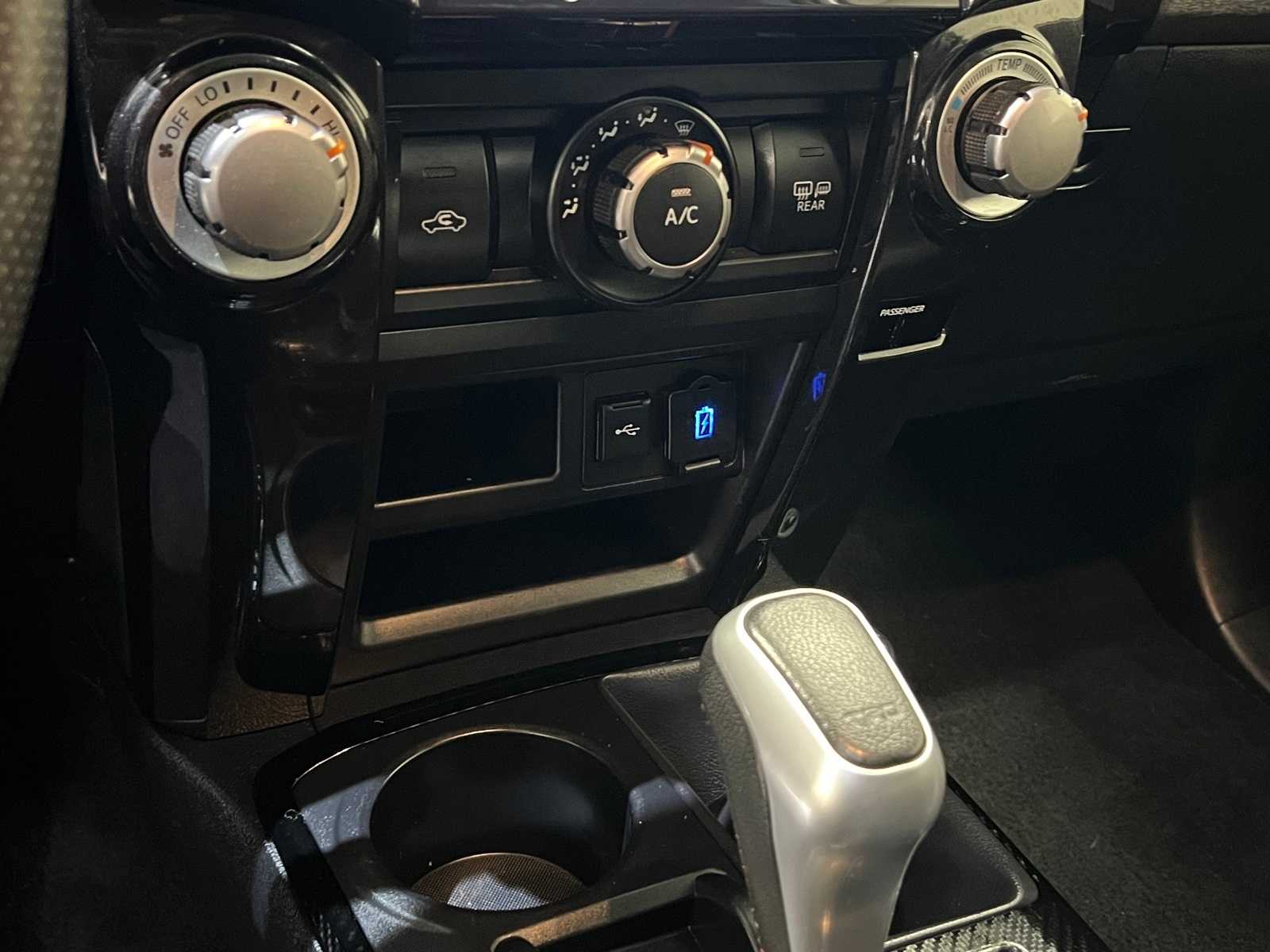 Thumbnail: 2021 Toyota 4Runner - 28