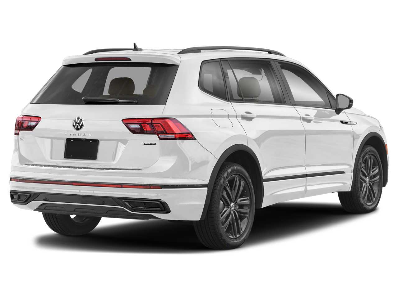 Thumbnail: 2022 Volkswagen Tiguan - 3