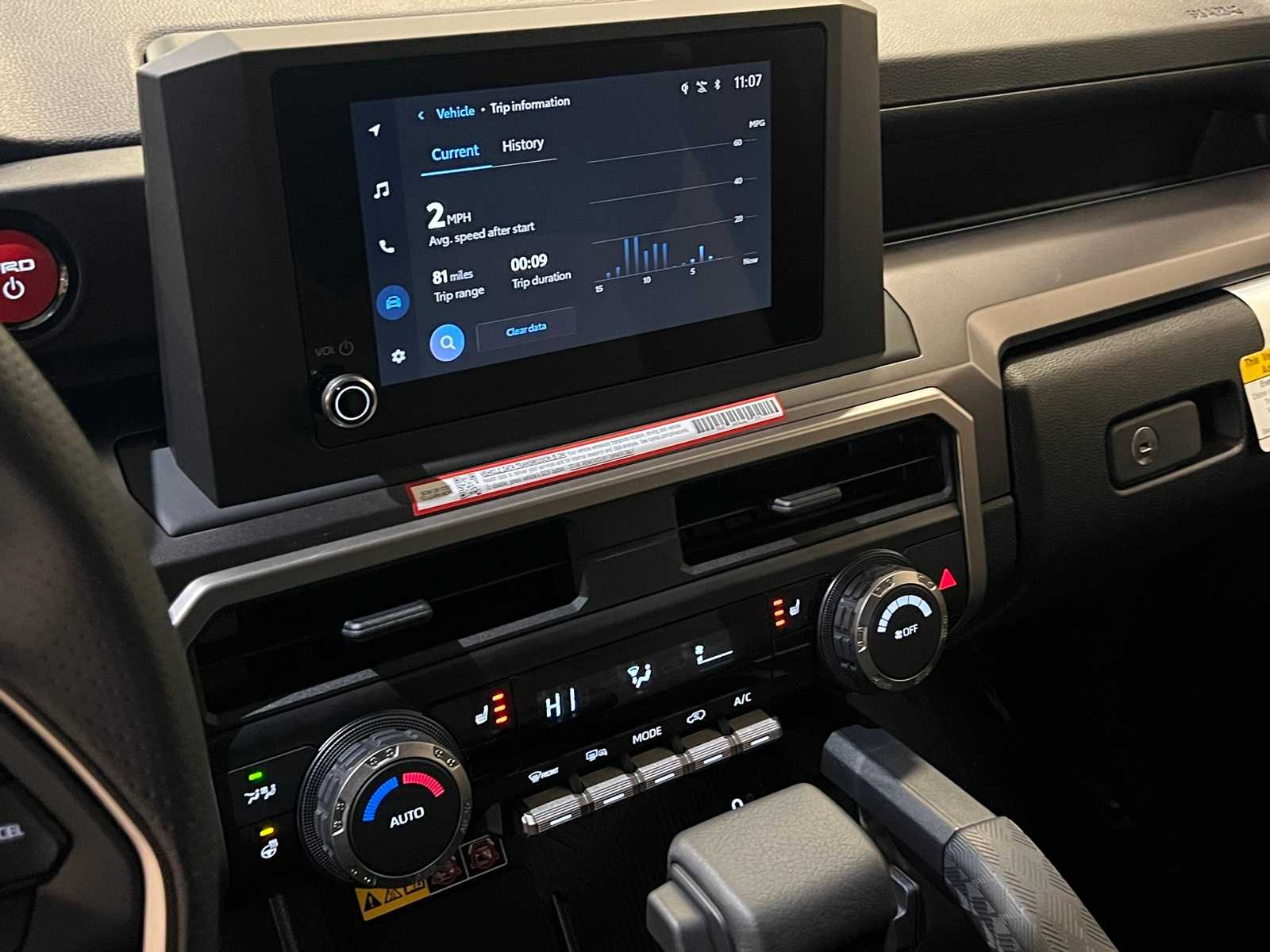 Thumbnail: 2025 Toyota 4Runner - 25