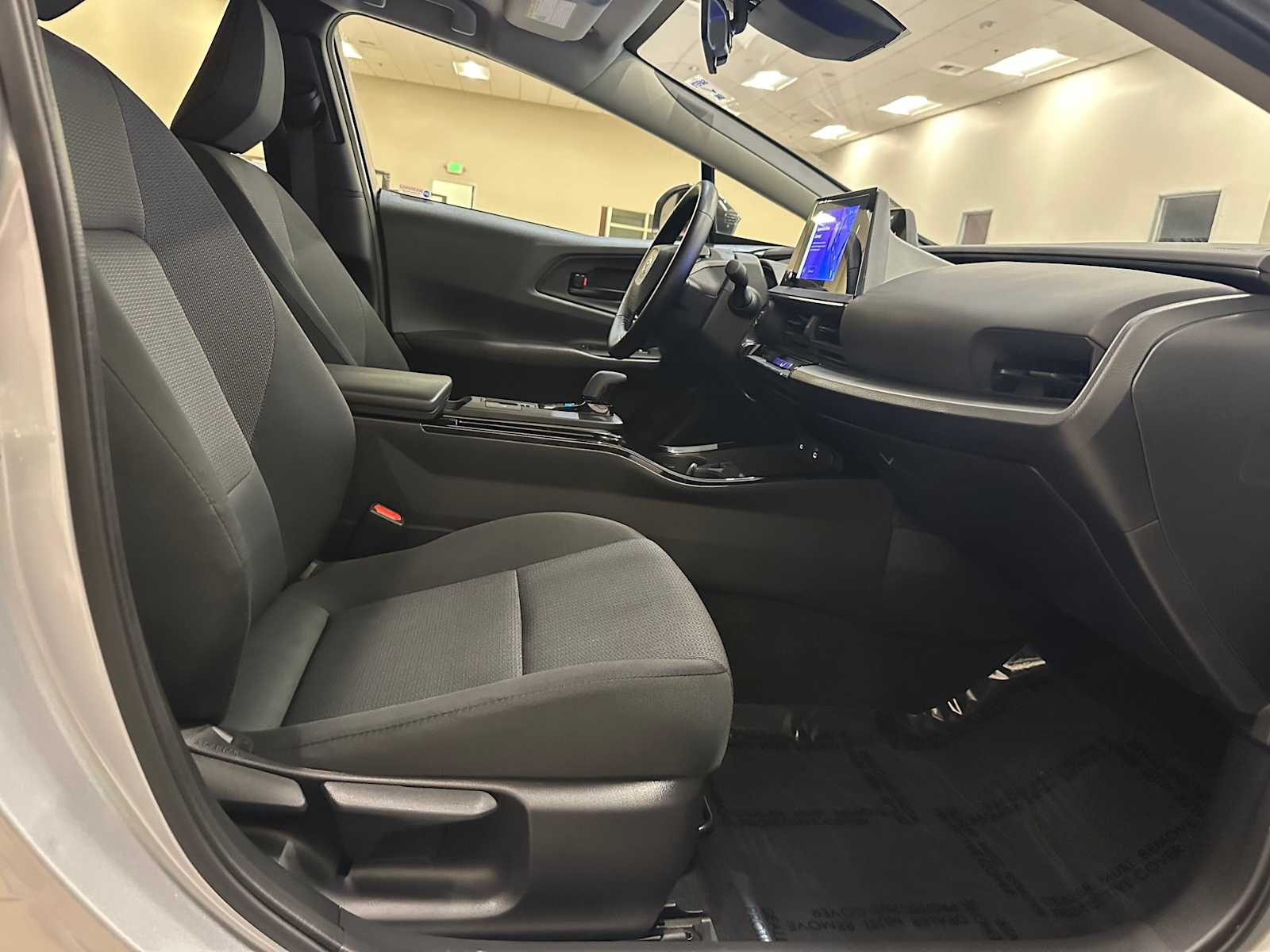 Thumbnail: 2024 Toyota Prius - 27