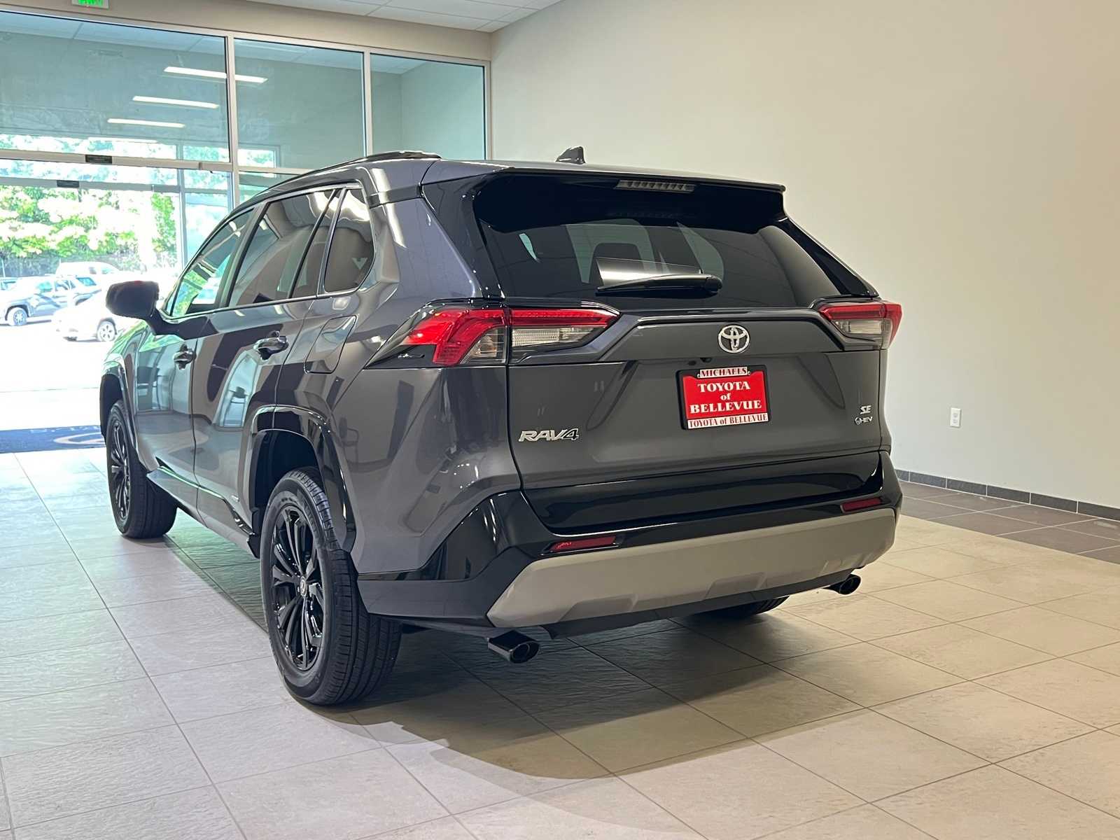 Thumbnail: 2025 Toyota RAV4 - 4