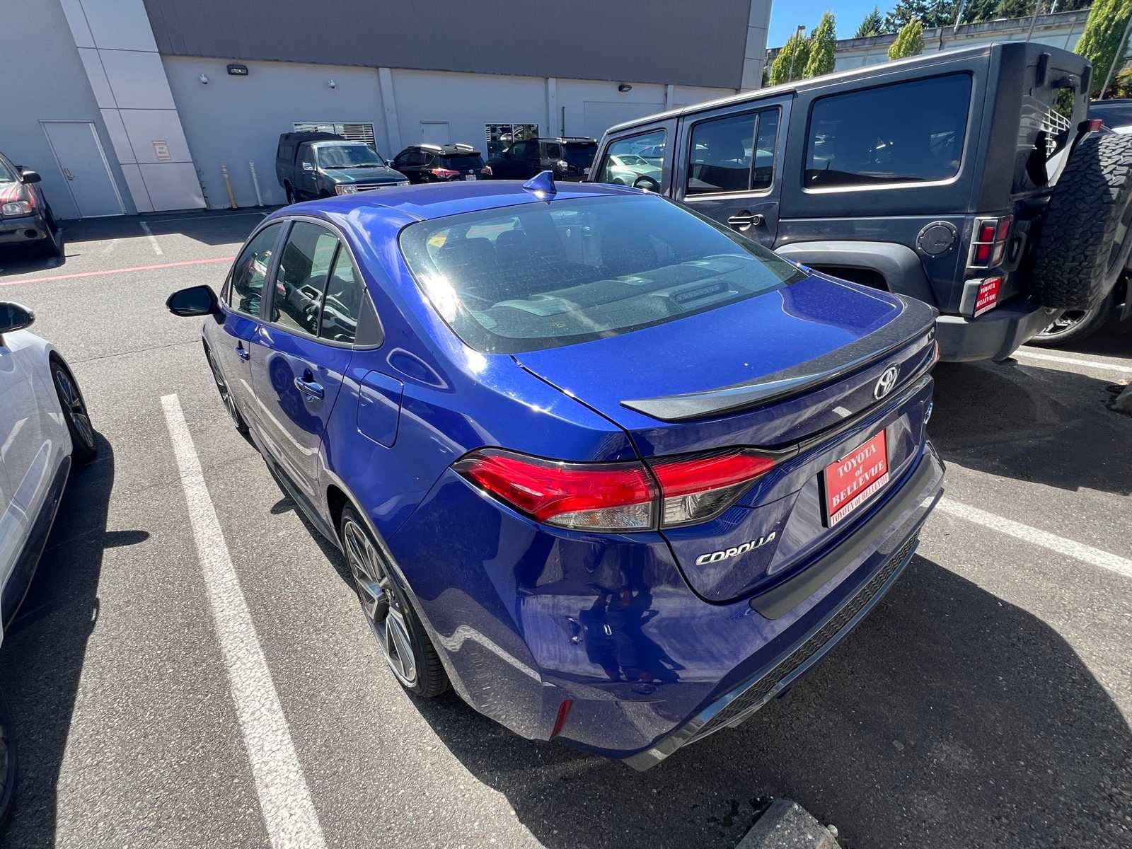 Thumbnail: 2021 Toyota Corolla - 10
