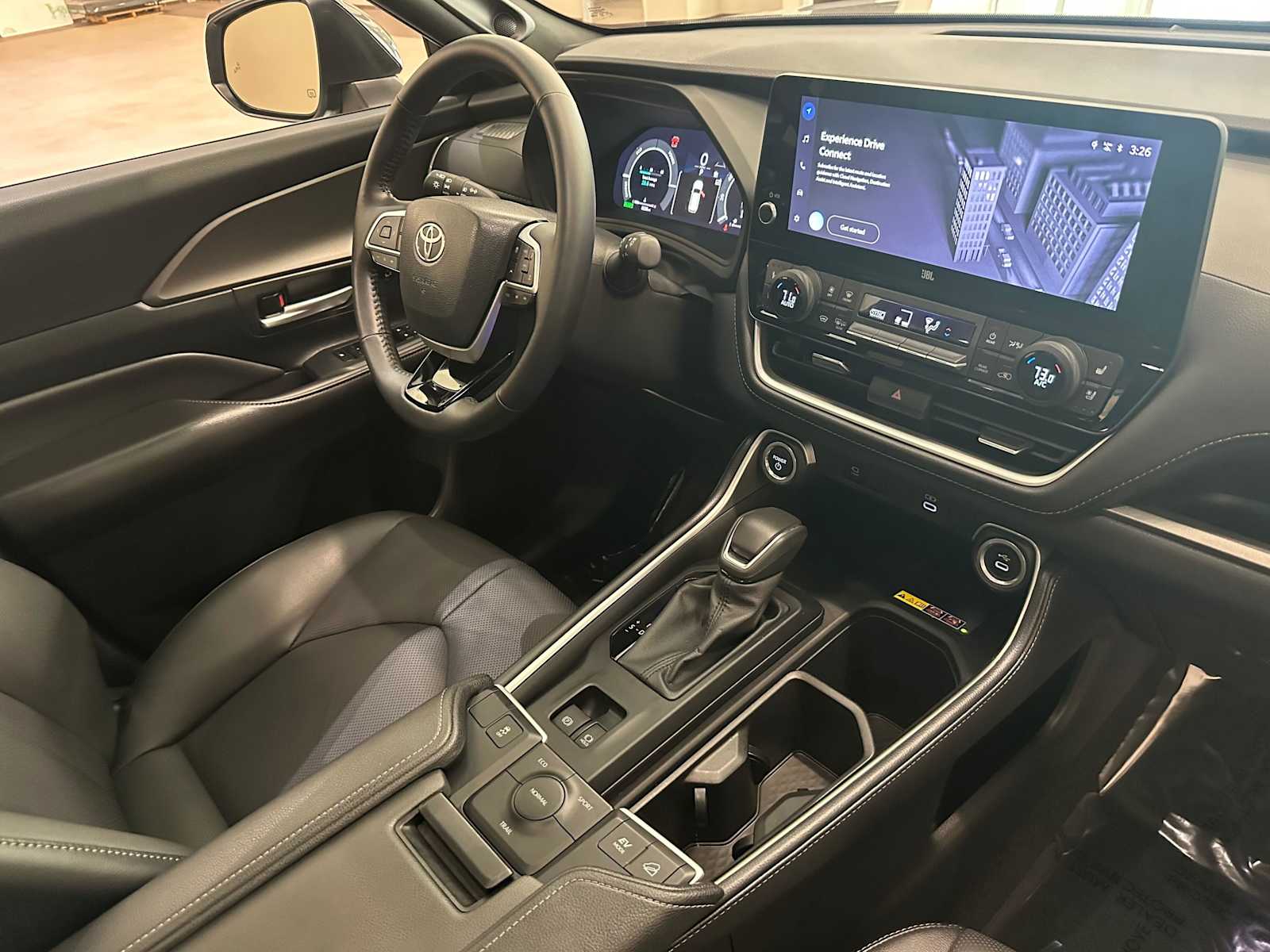 Thumbnail: 2025 Toyota Grand Highlander - 30