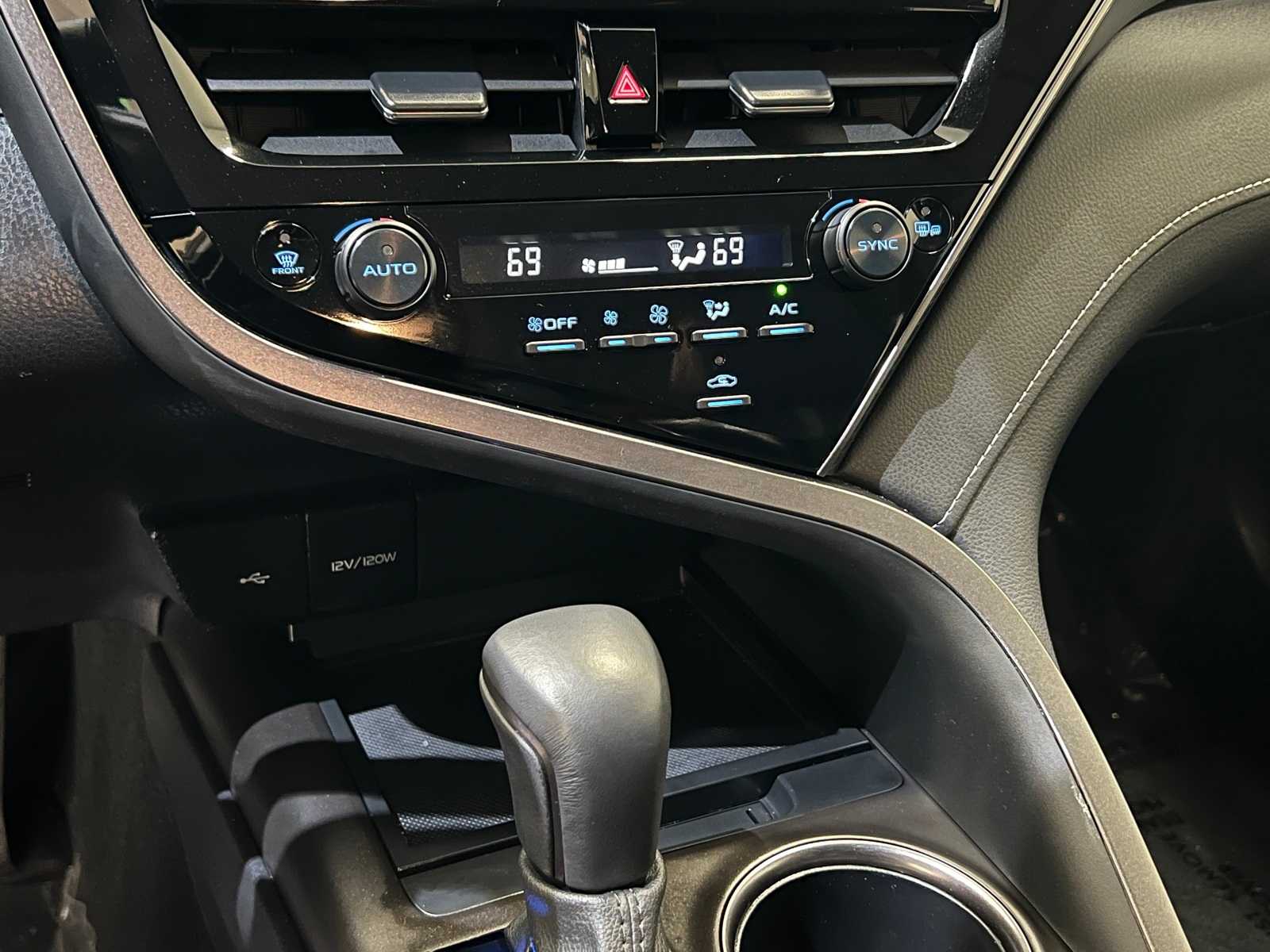 Thumbnail: 2024 Toyota Camry - 23