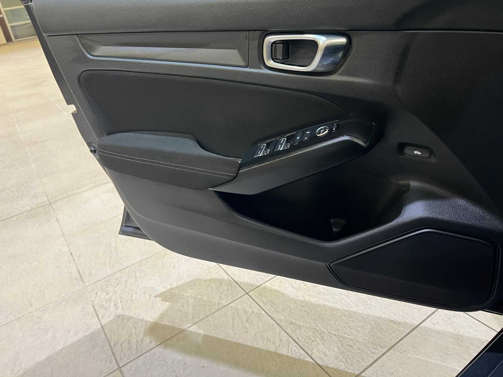 Thumbnail: 2024 Honda Civic - 17