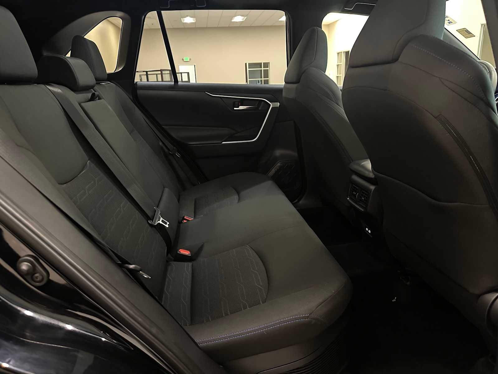 Thumbnail: 2024 Toyota RAV4 - 27