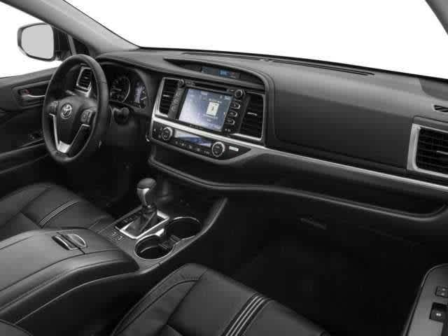 Thumbnail: 2018 Toyota Highlander - 11