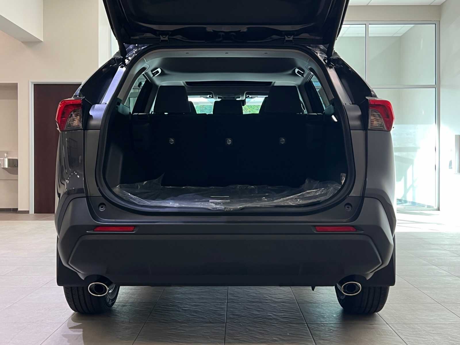 Thumbnail: 2025 Toyota RAV4 - 26