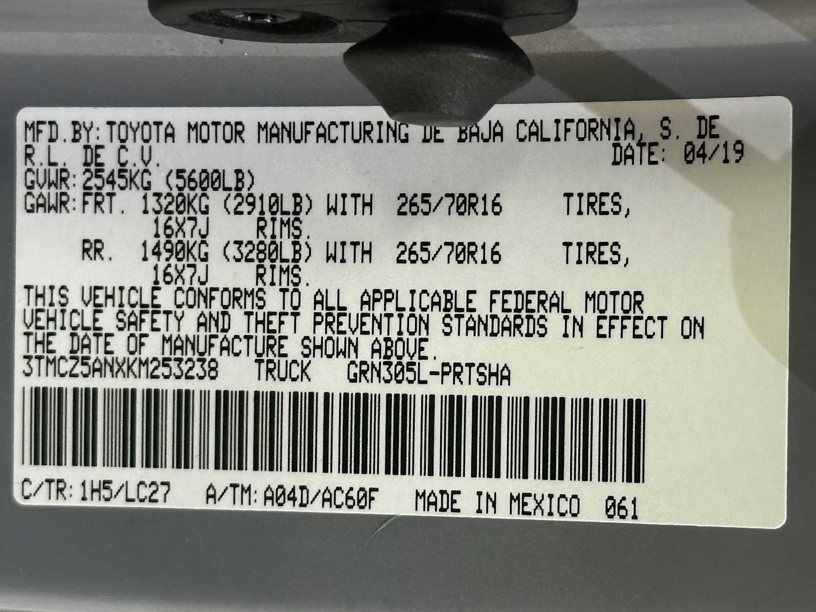 Thumbnail: 2019 Toyota Tacoma - 32