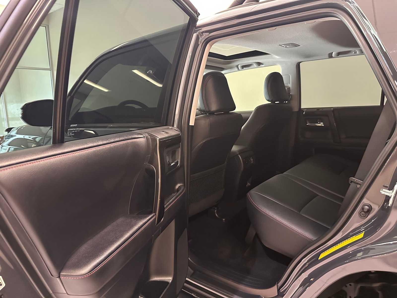 Thumbnail: 2024 Toyota 4Runner - 25