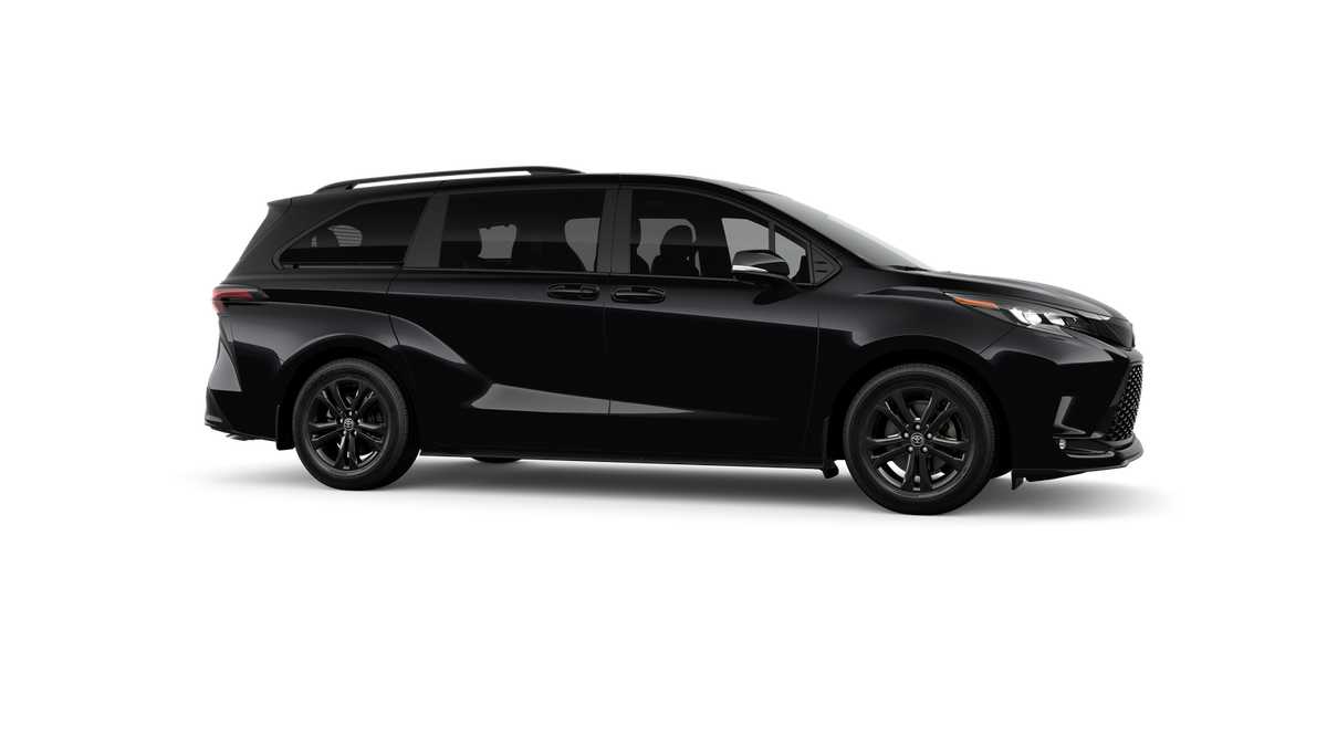 Thumbnail: 2026 Toyota Sienna - 13