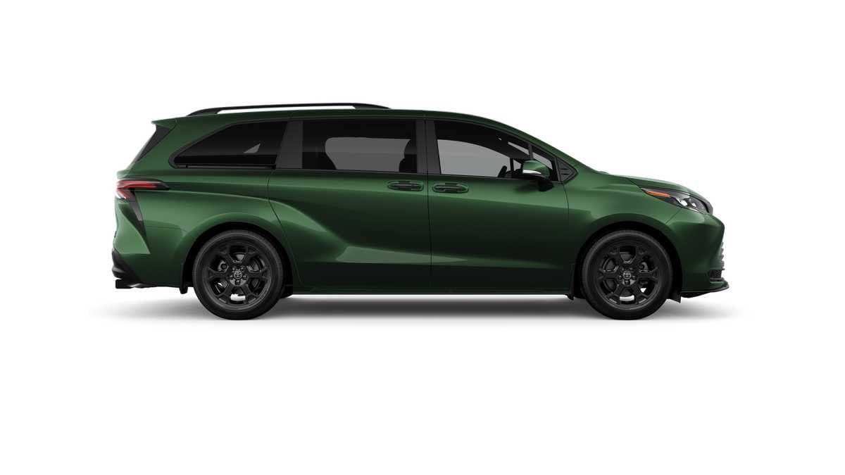 Thumbnail: 2026 Toyota Sienna - 12