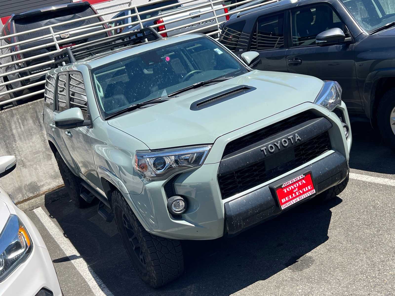 Thumbnail: 2021 Toyota 4Runner - 3