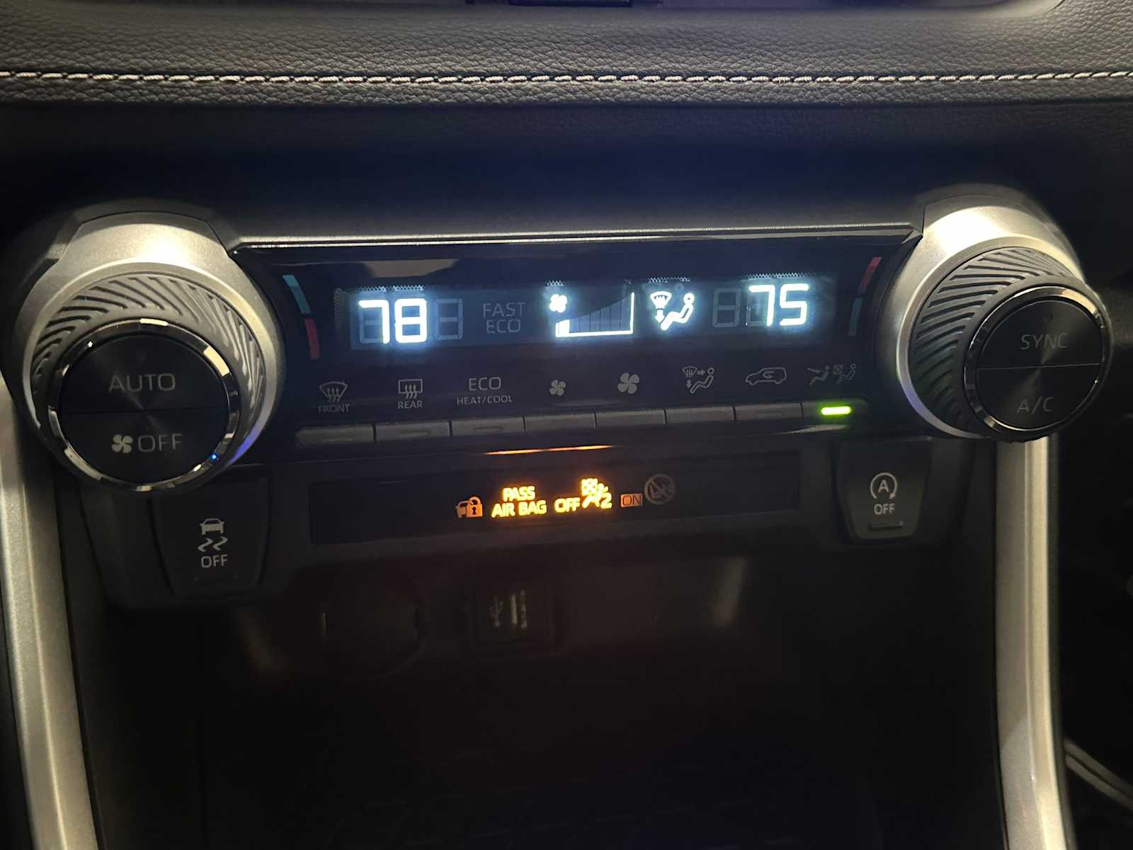 Thumbnail: 2024 Toyota RAV4 - 15