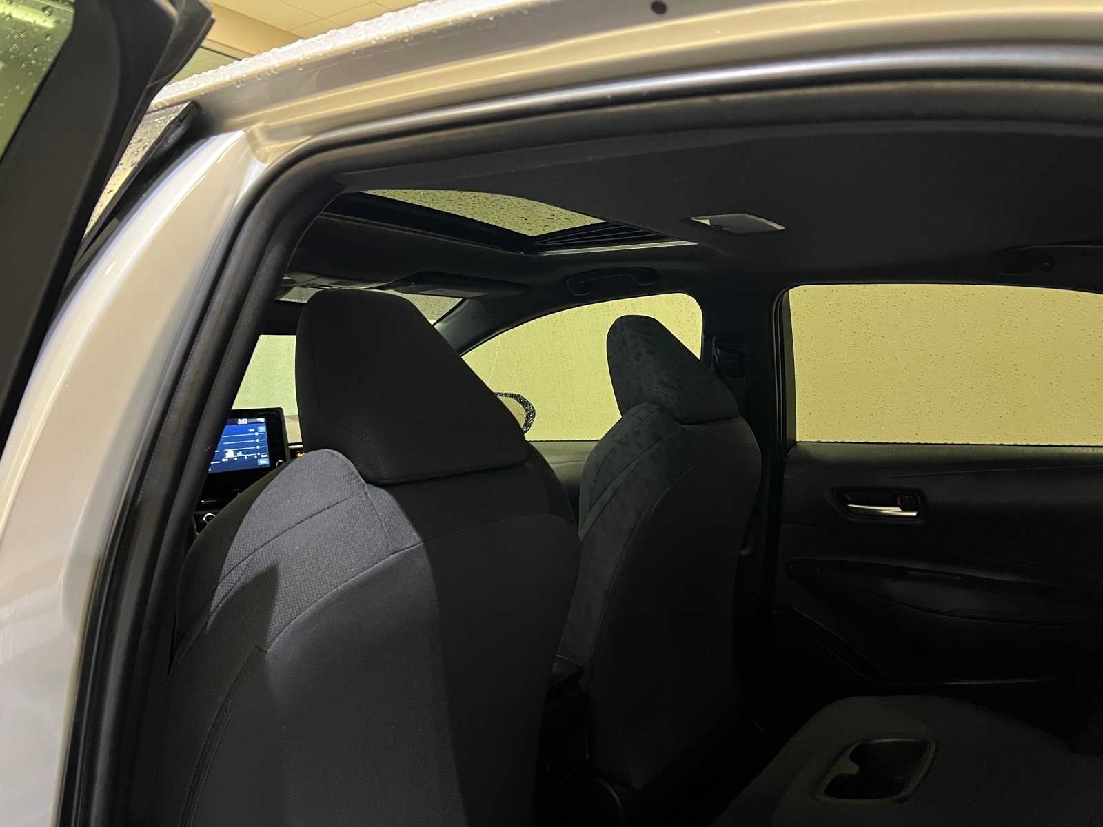 Thumbnail: 2022 Toyota Corolla - 12