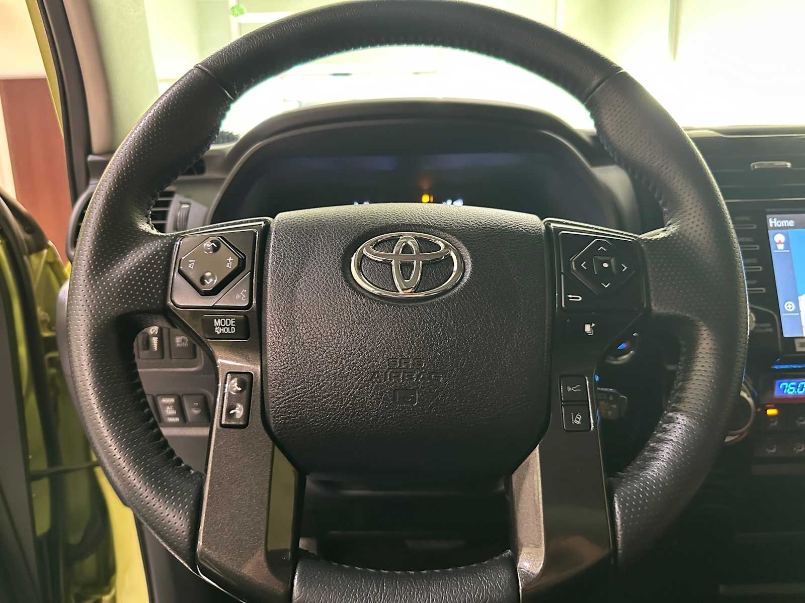 Thumbnail: 2022 Toyota 4Runner - 11