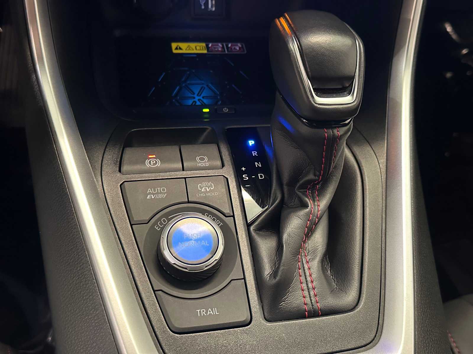 Thumbnail: 2024 Toyota RAV4 - 16