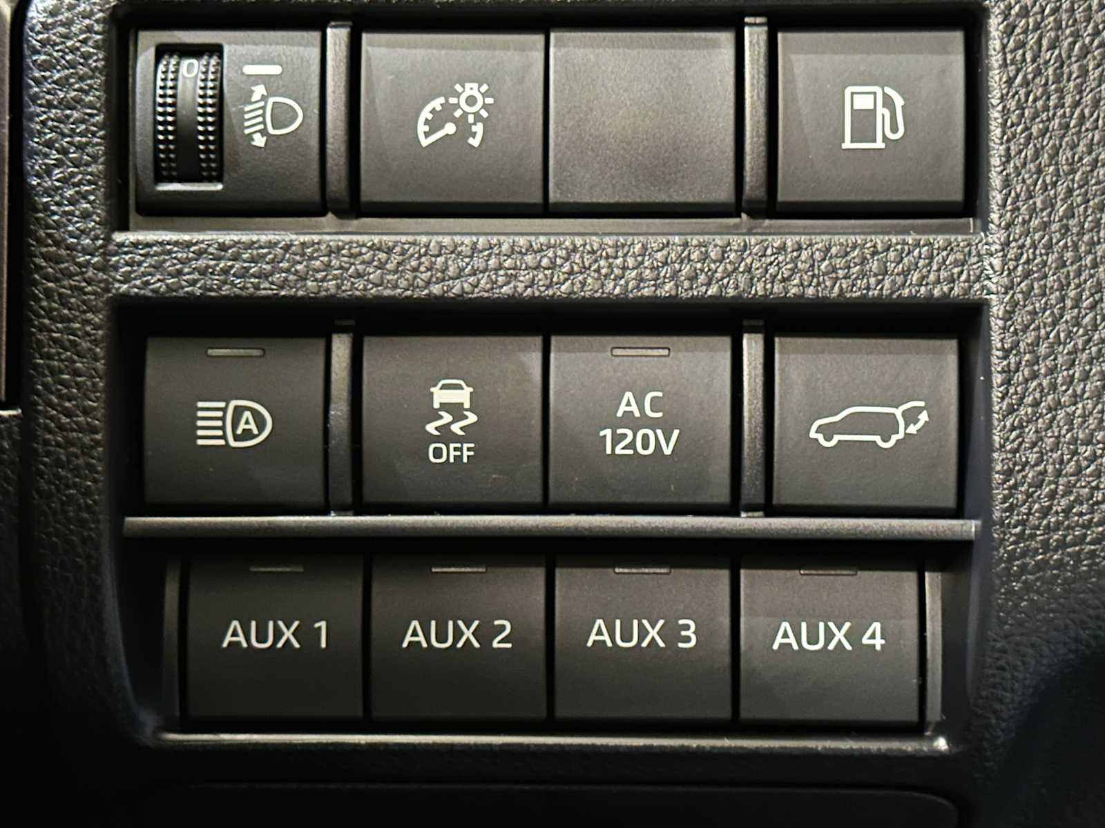 Thumbnail: 2026 Toyota 4Runner - 18