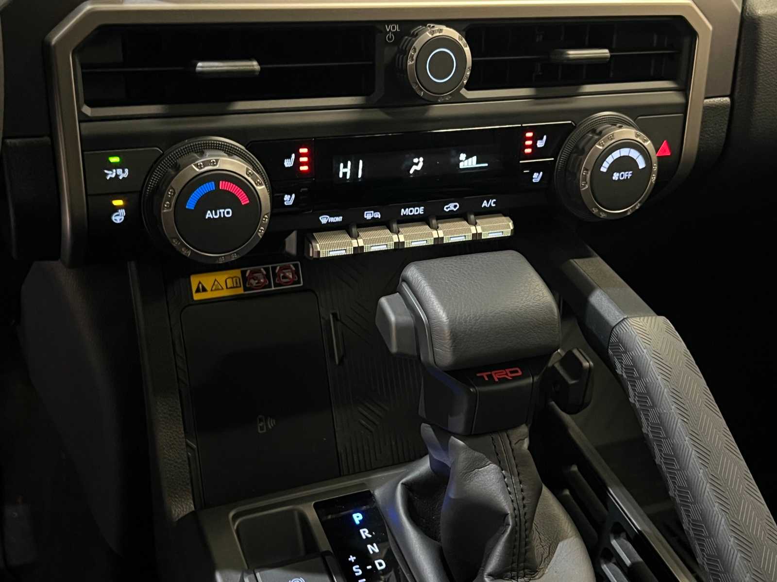 Thumbnail: 2025 Toyota 4Runner - 24