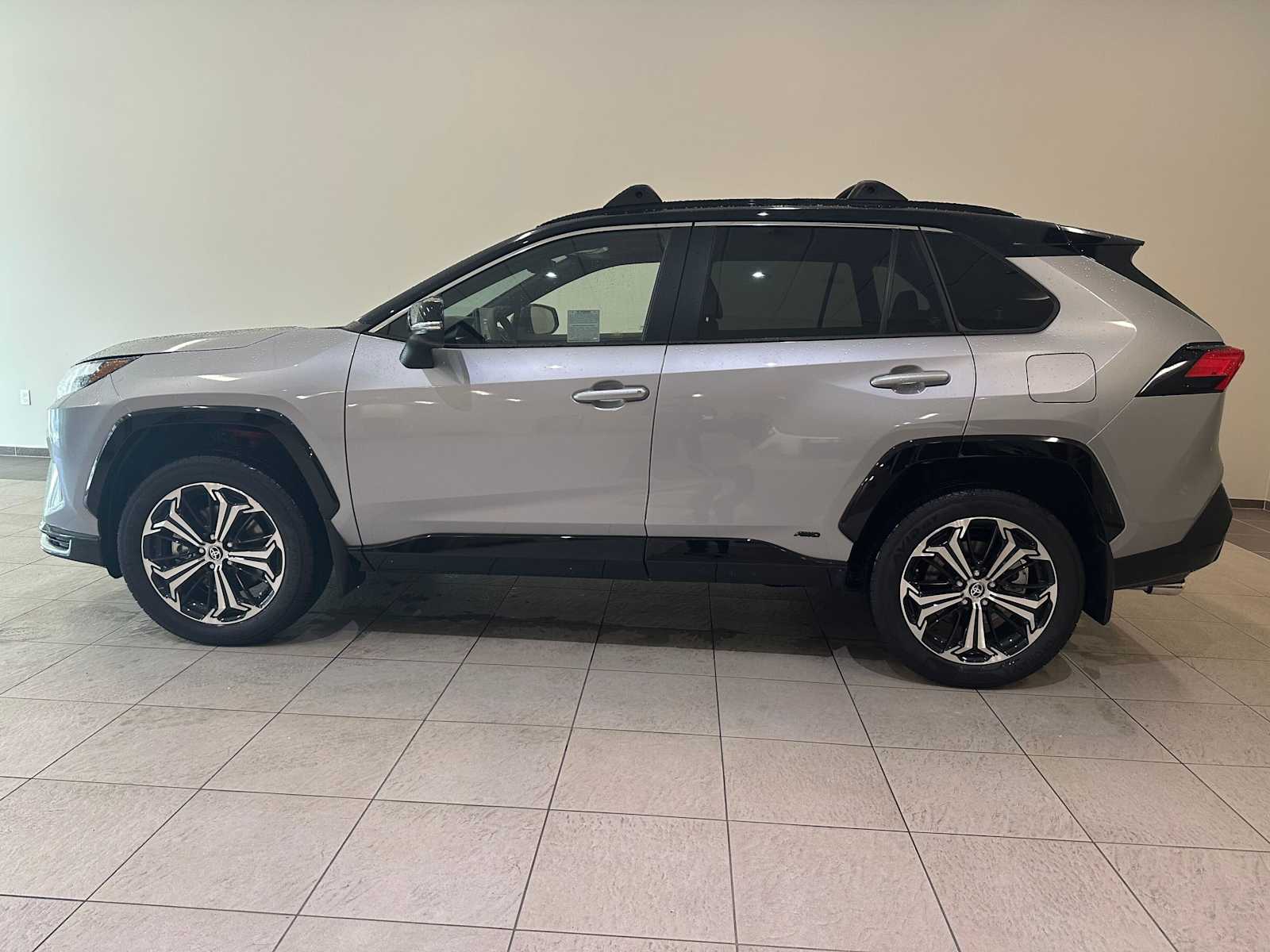 Thumbnail: 2025 Toyota RAV4 - 3