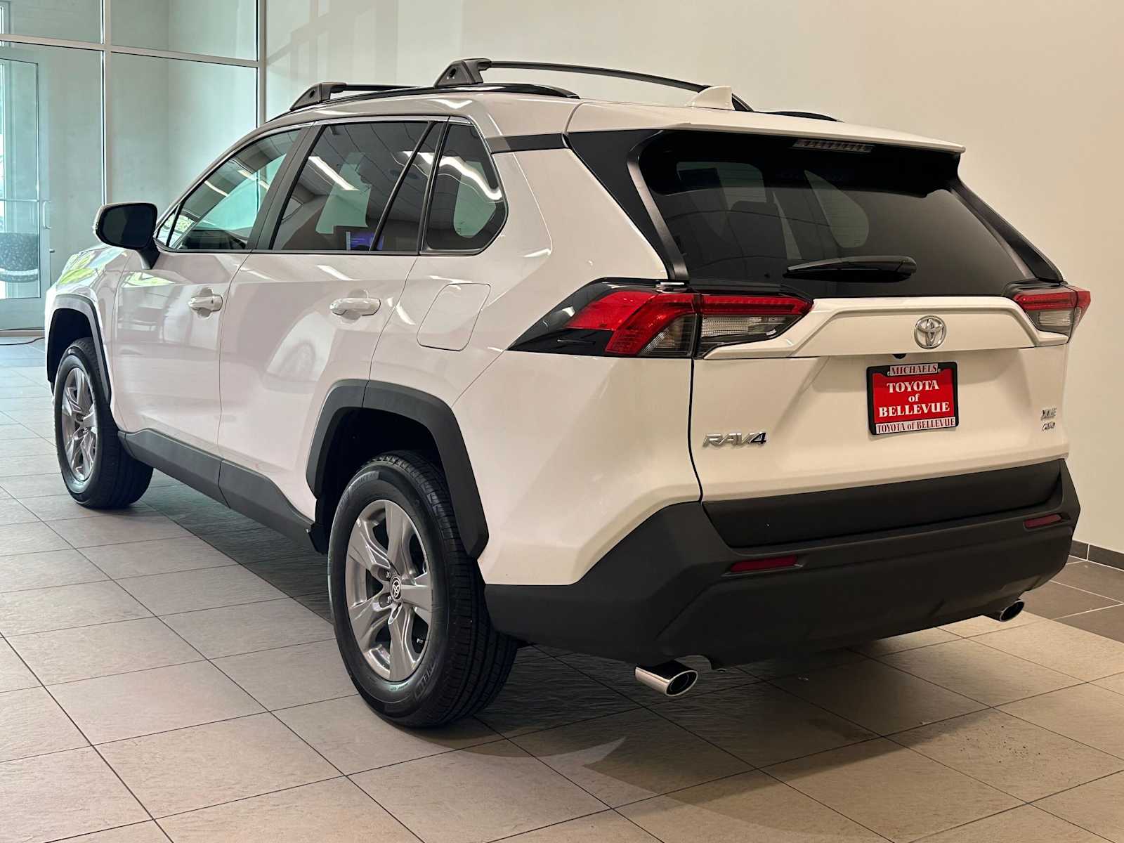 Thumbnail: 2025 Toyota RAV4 - 4