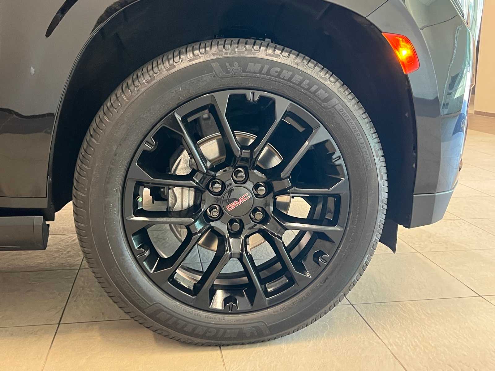 Thumbnail: 2022 GMC Yukon - 5