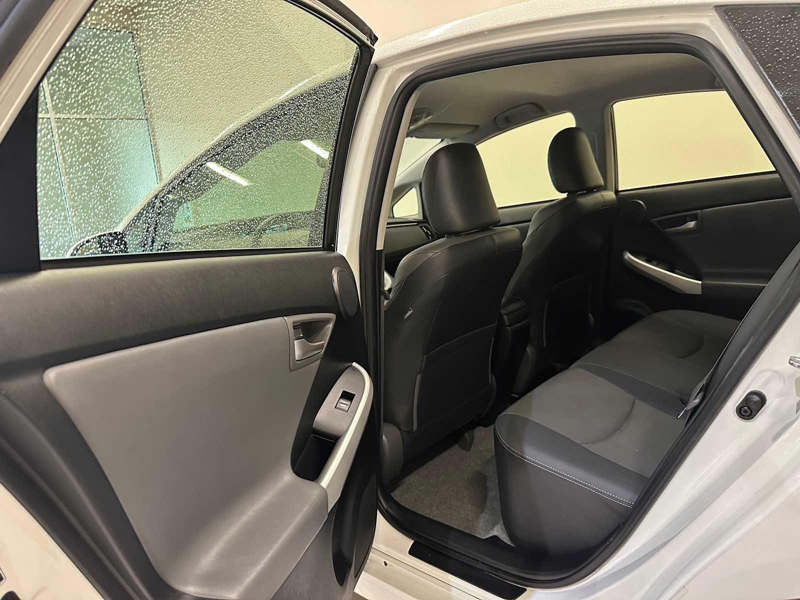 Thumbnail: 2012 Toyota Prius - 22