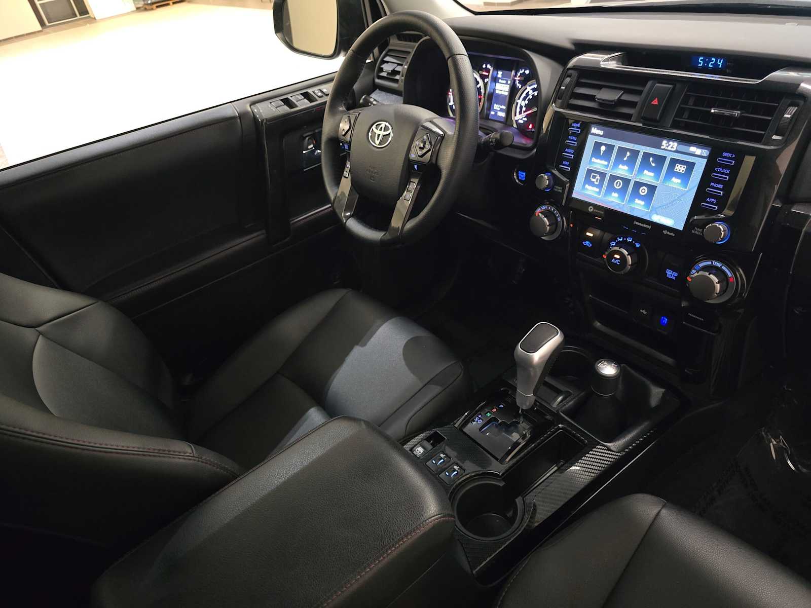 Thumbnail: 2024 Toyota 4Runner - 30