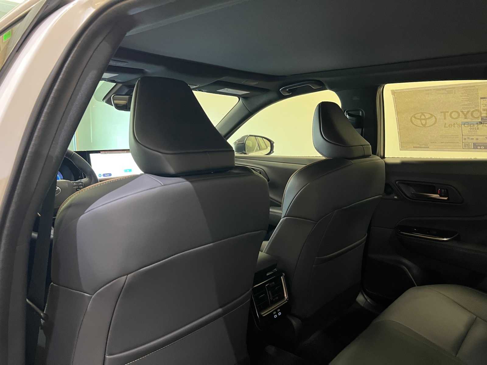 Thumbnail: 2026 Toyota Crown - 12