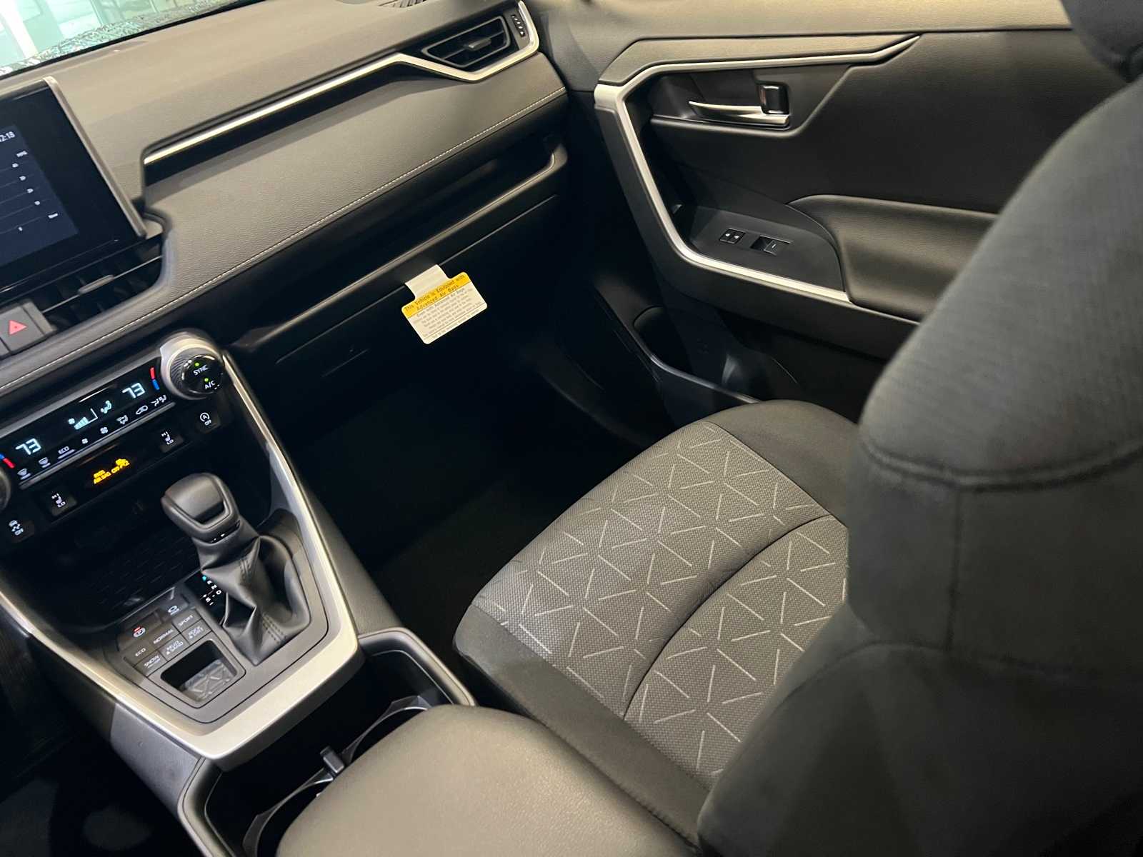 Thumbnail: 2025 Toyota RAV4 - 11