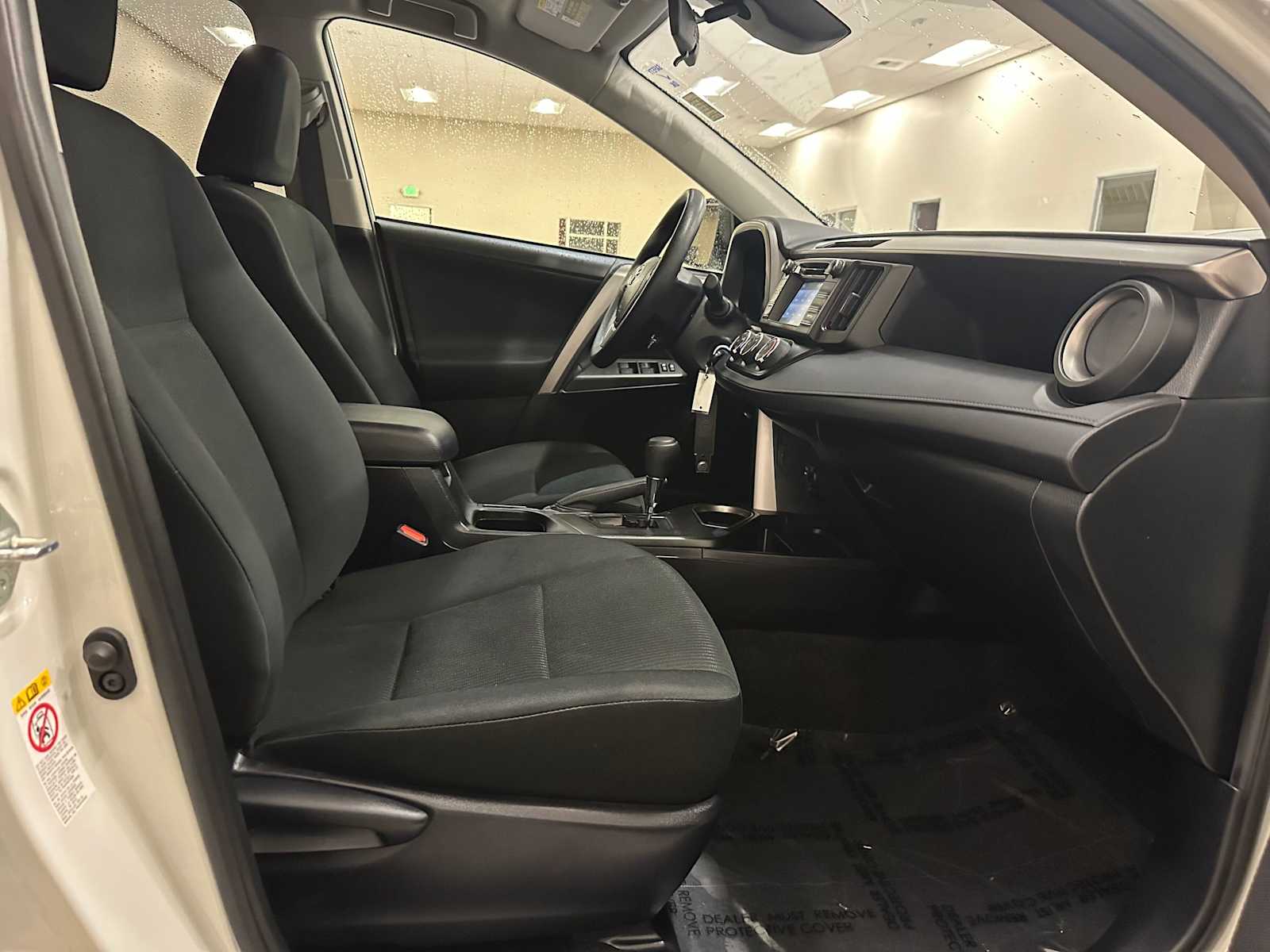 Thumbnail: 2018 Toyota RAV4 - 25