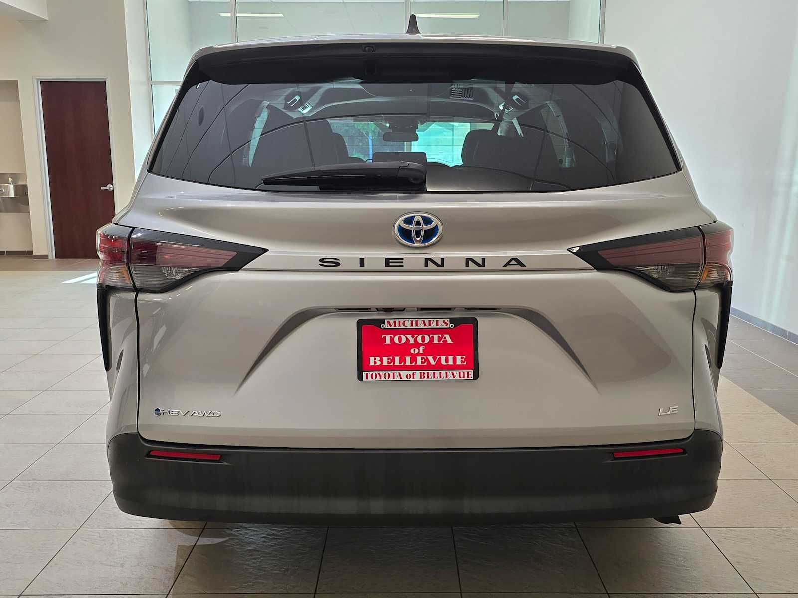 Thumbnail: 2025 Toyota Sienna - 5