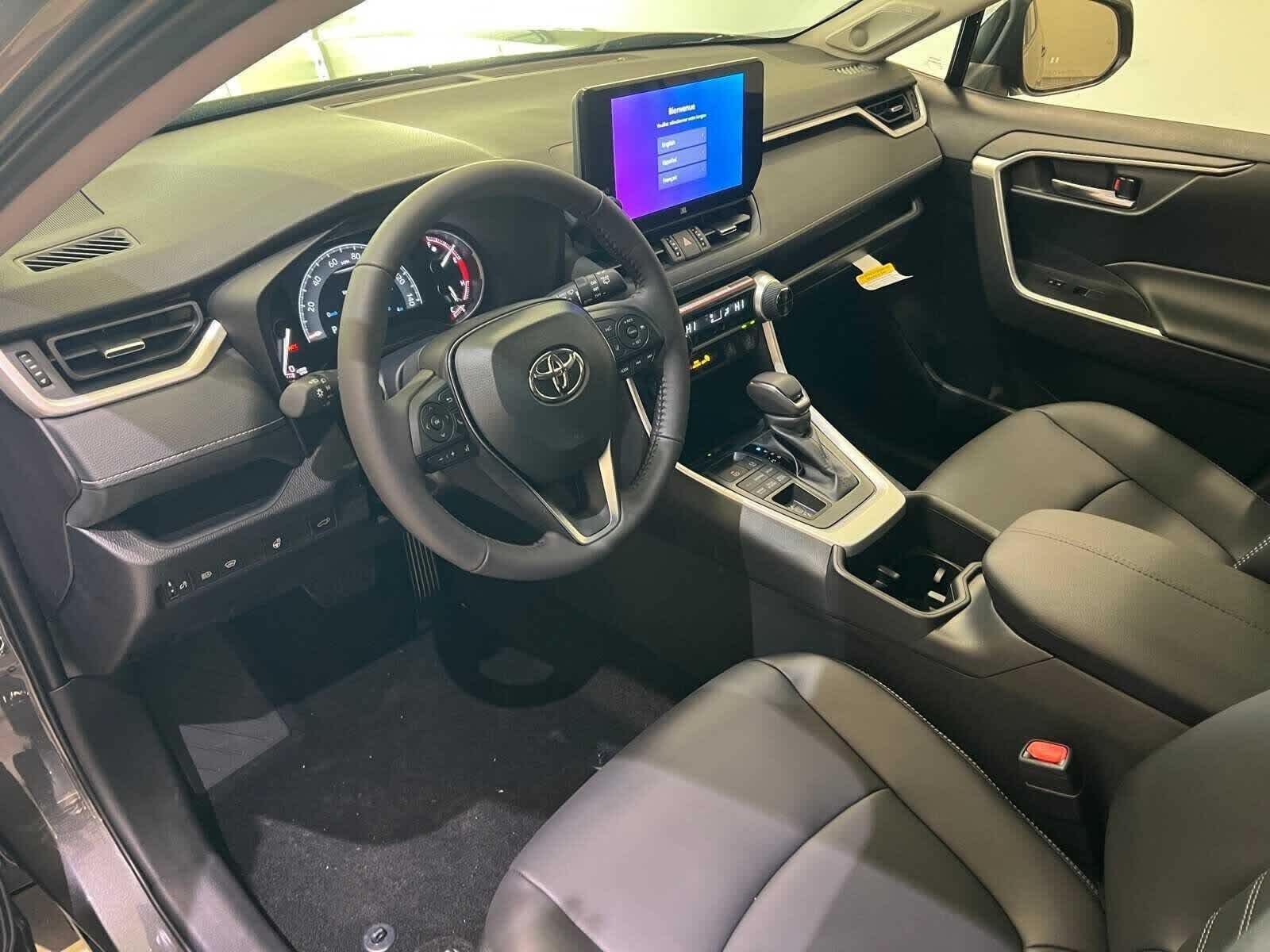 Thumbnail: 2025 Toyota RAV4 - 2