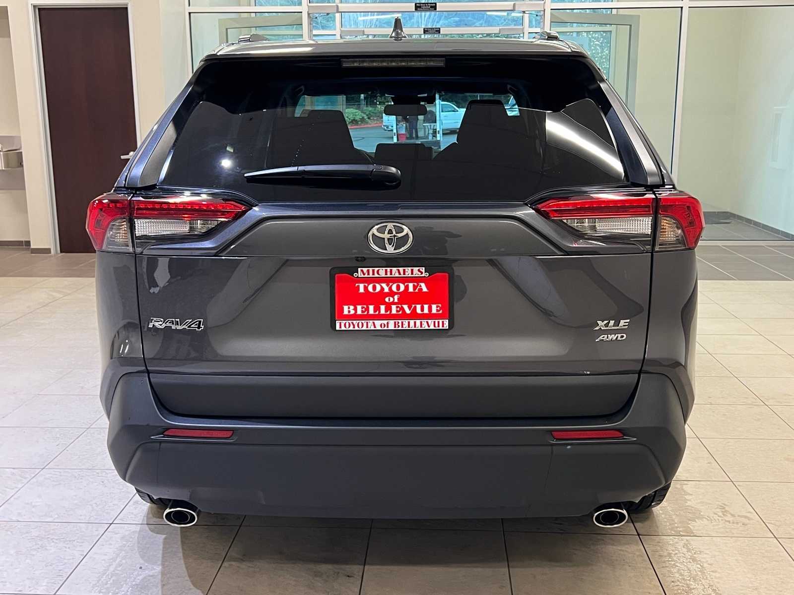 Thumbnail: 2024 Toyota RAV4 - 5