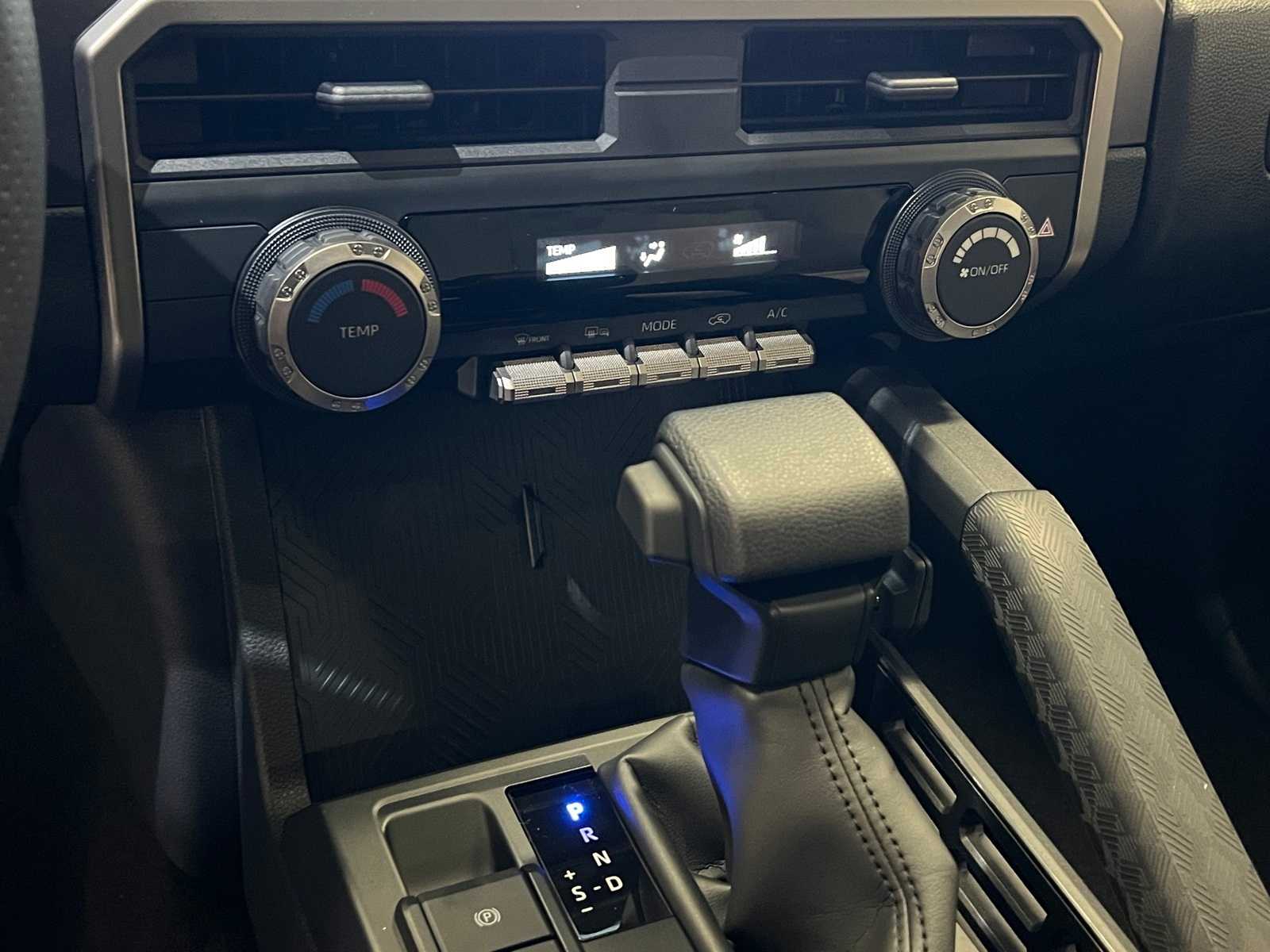 Thumbnail: 2025 Toyota 4Runner - 23